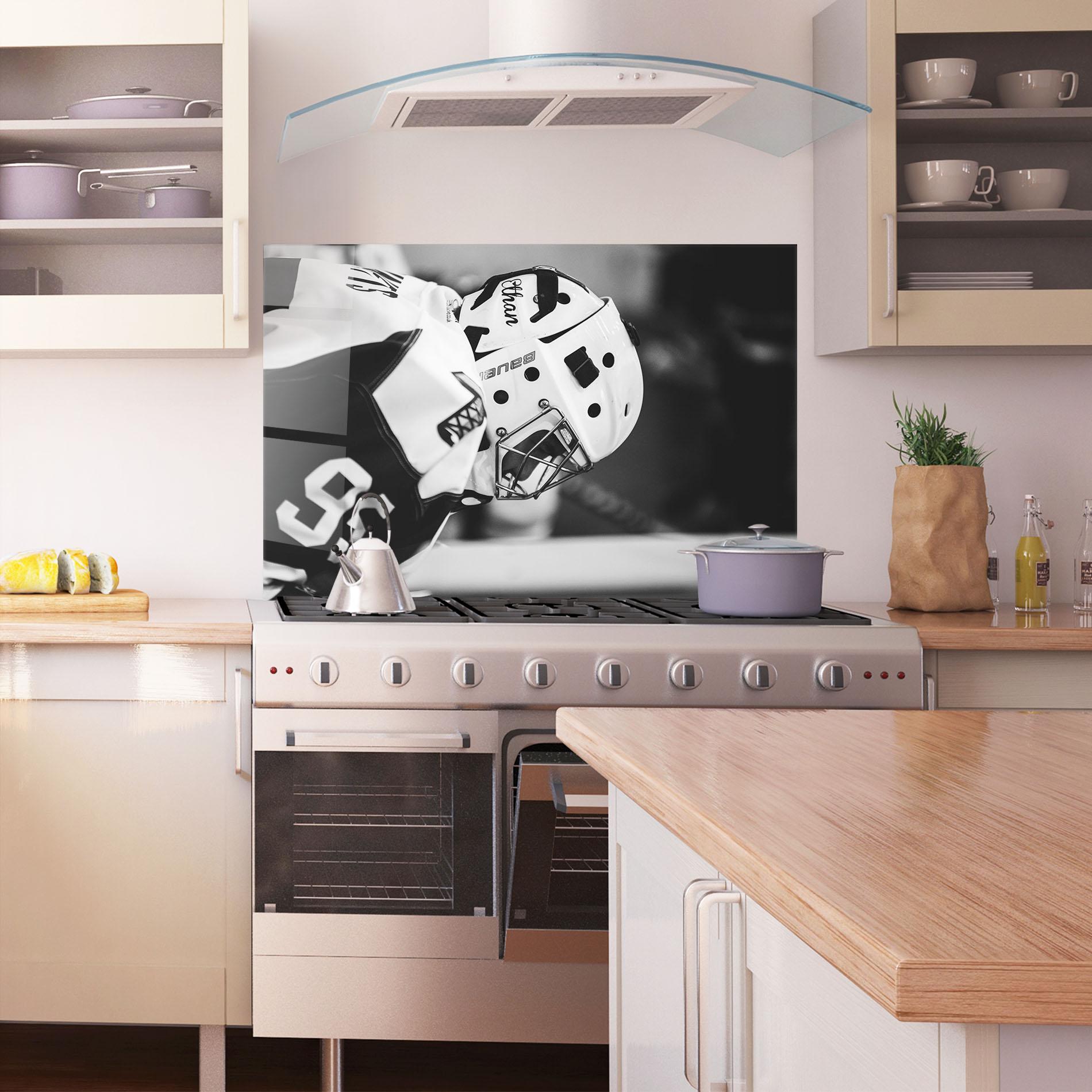 Küchenrückwand Glas Black White Hockey mockup 1