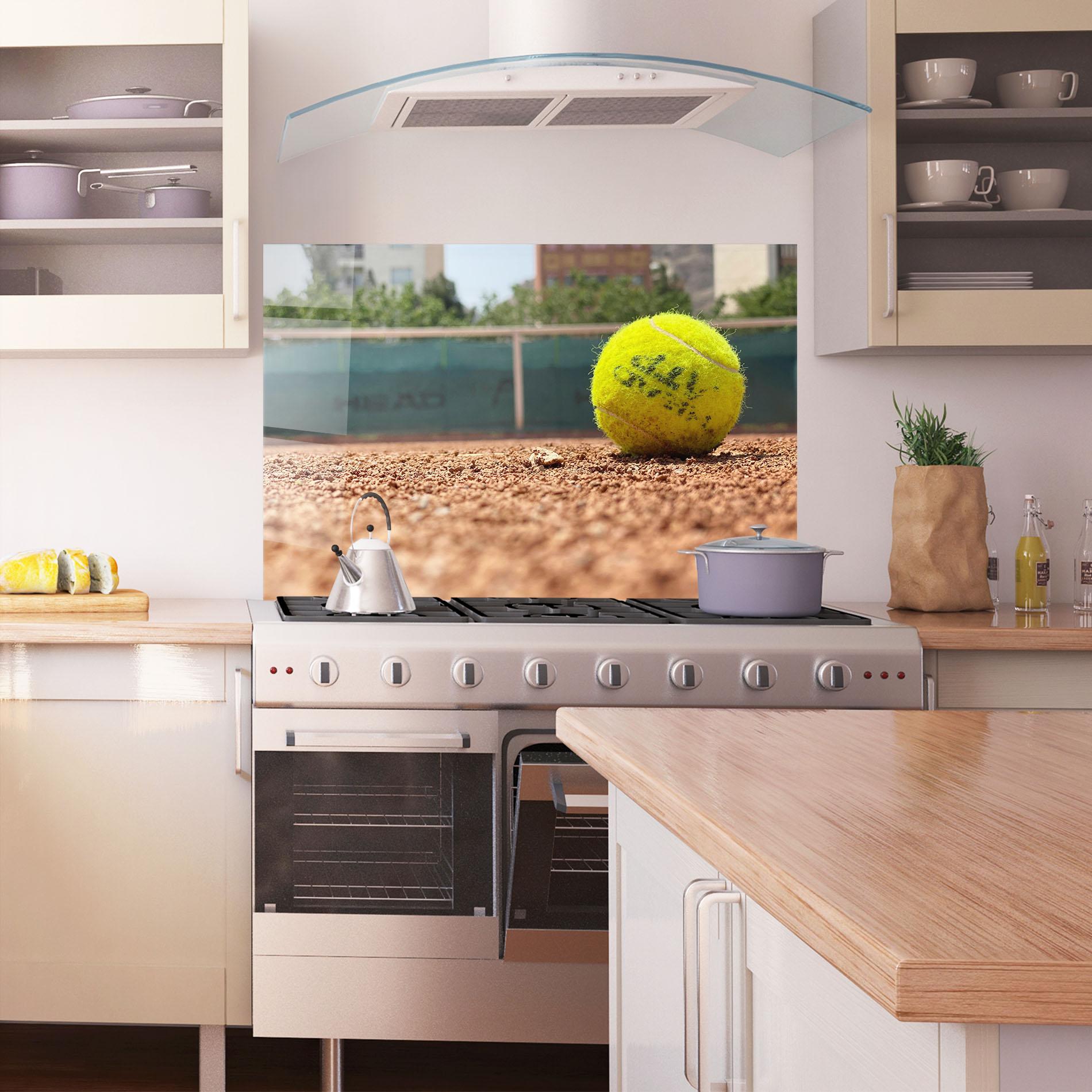 Küchenrückwand Glas Lost Tennis Ball mockup 1