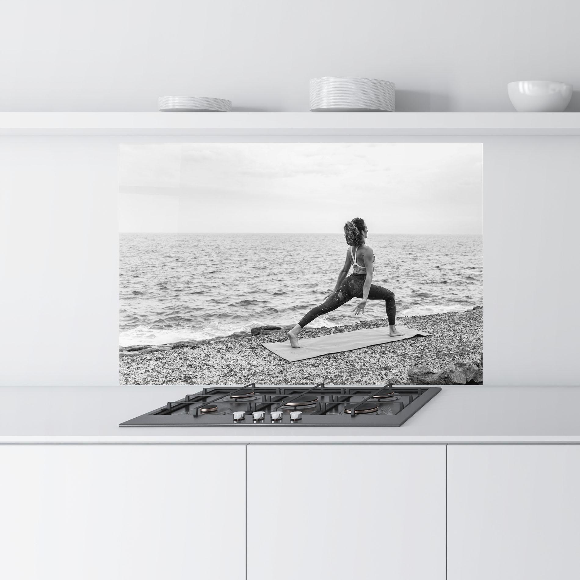Küchenrückwand Glas Blissful Balance mockup 9