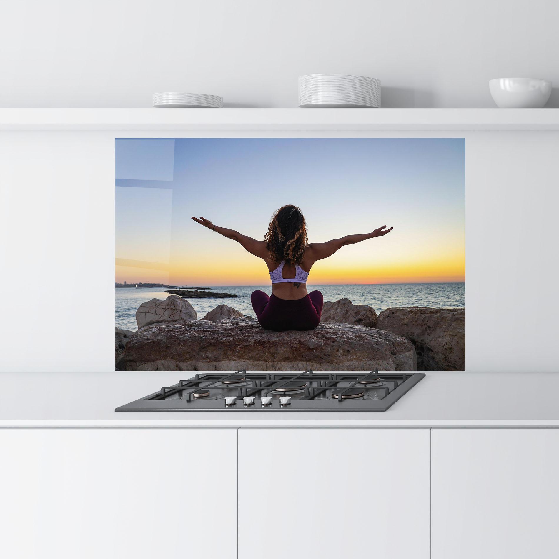 Küchenrückwand Glas Calm Asana mockup 9