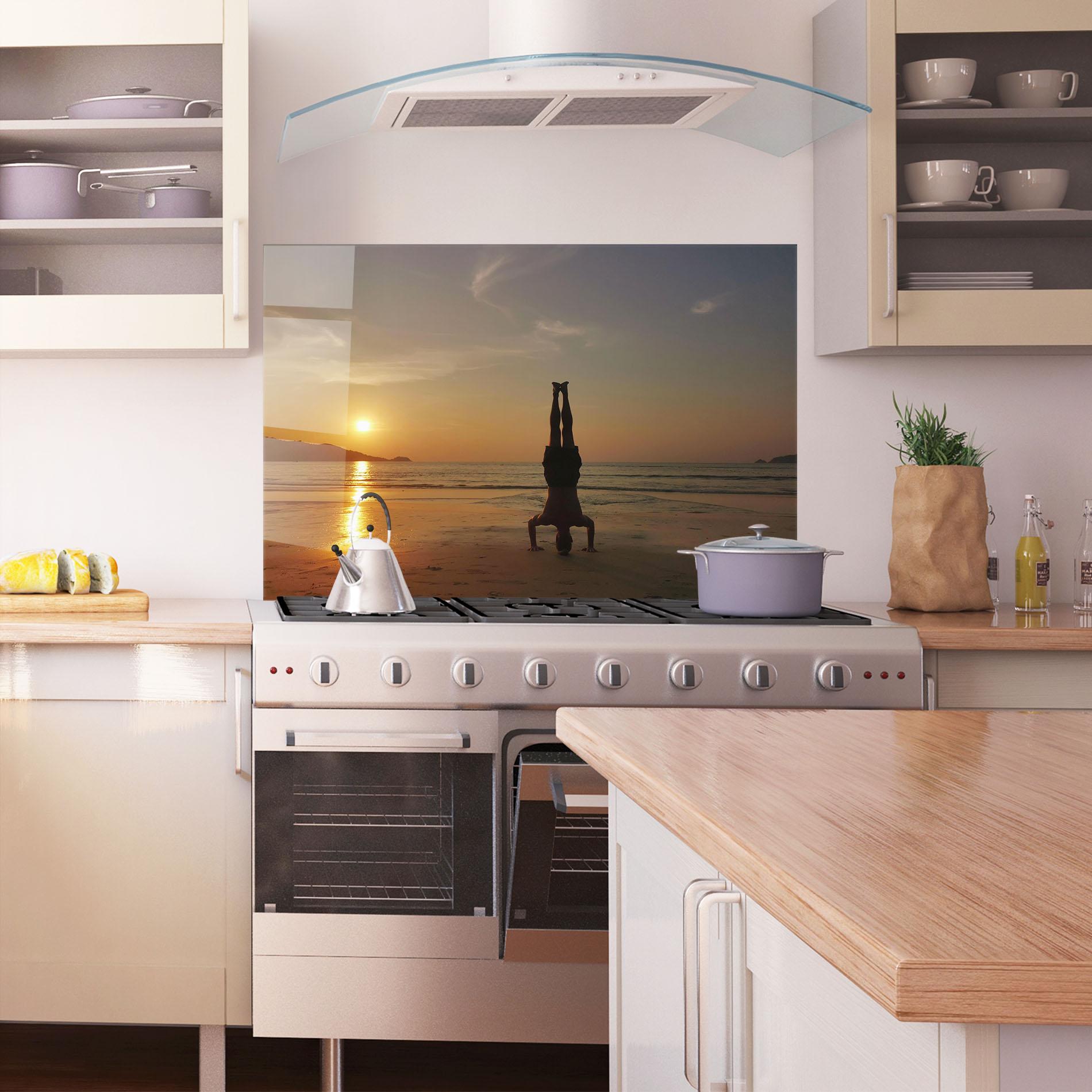 Küchenrückwand Glas Inner Inhale mockup 1