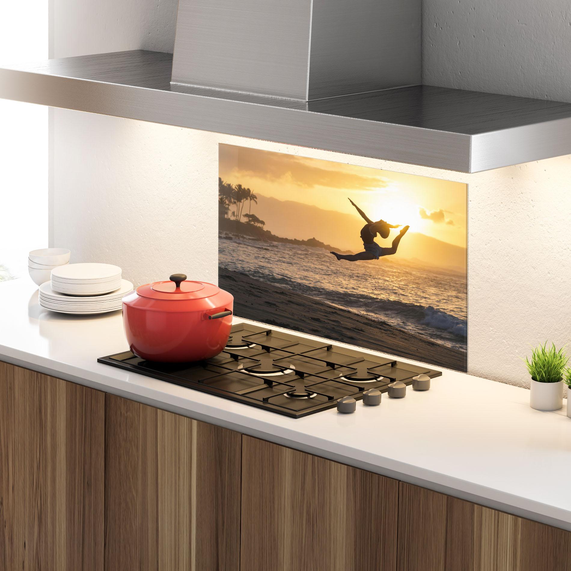 Küchenrückwand Glas Radiant Ripple mockup 4