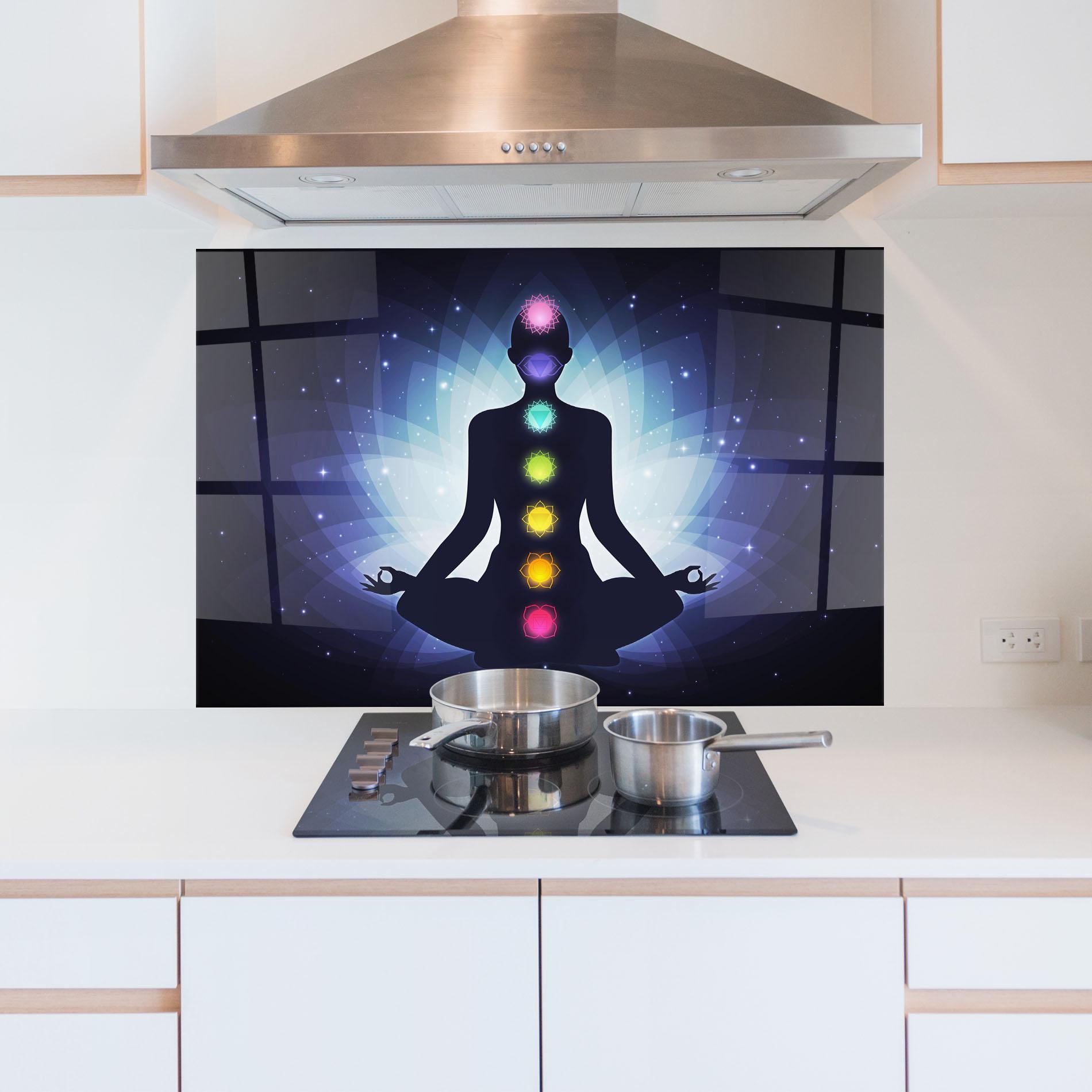 Küchenrückwand Glas Flower Meditation mockup 5