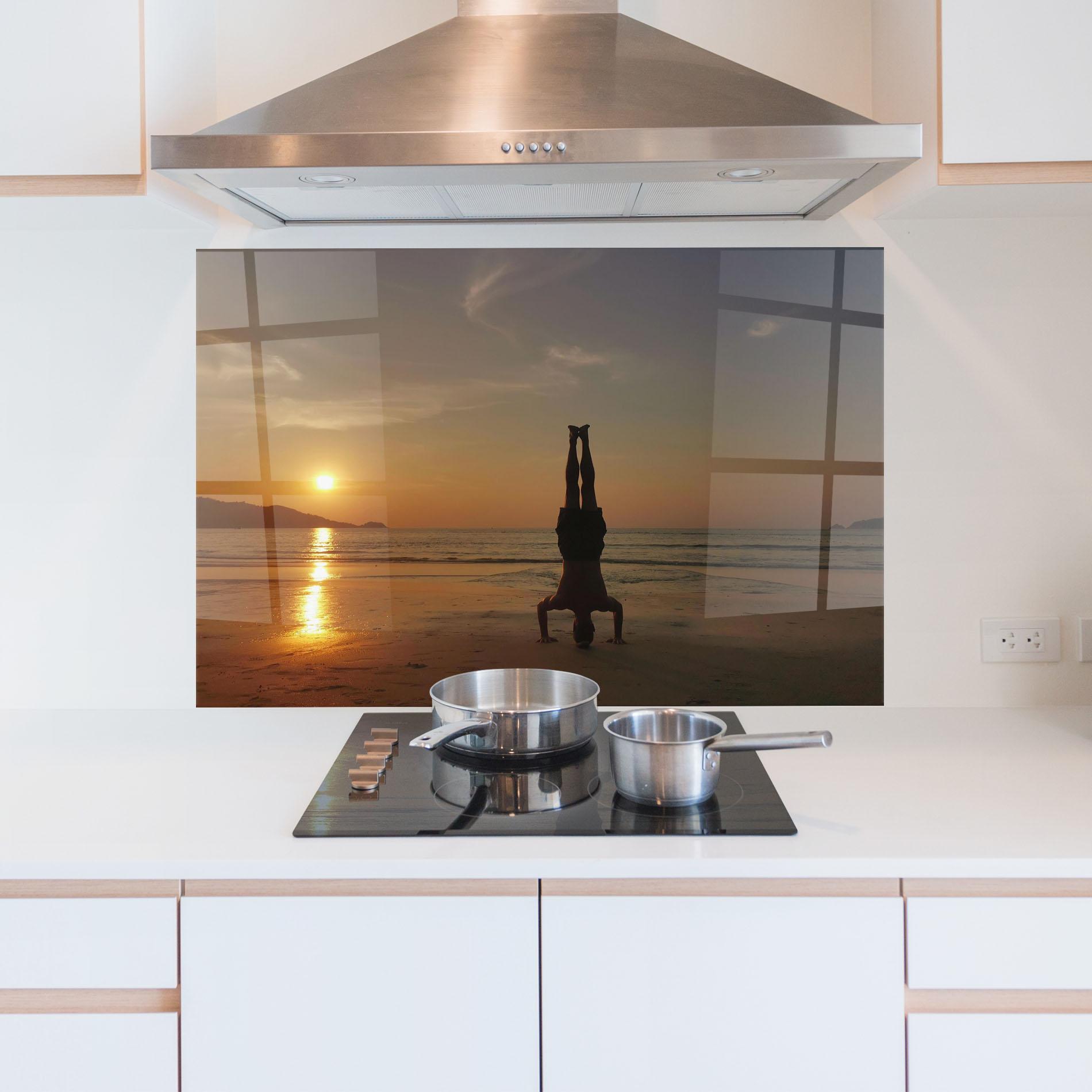 Küchenrückwand Glas Inner Inhale mockup 5