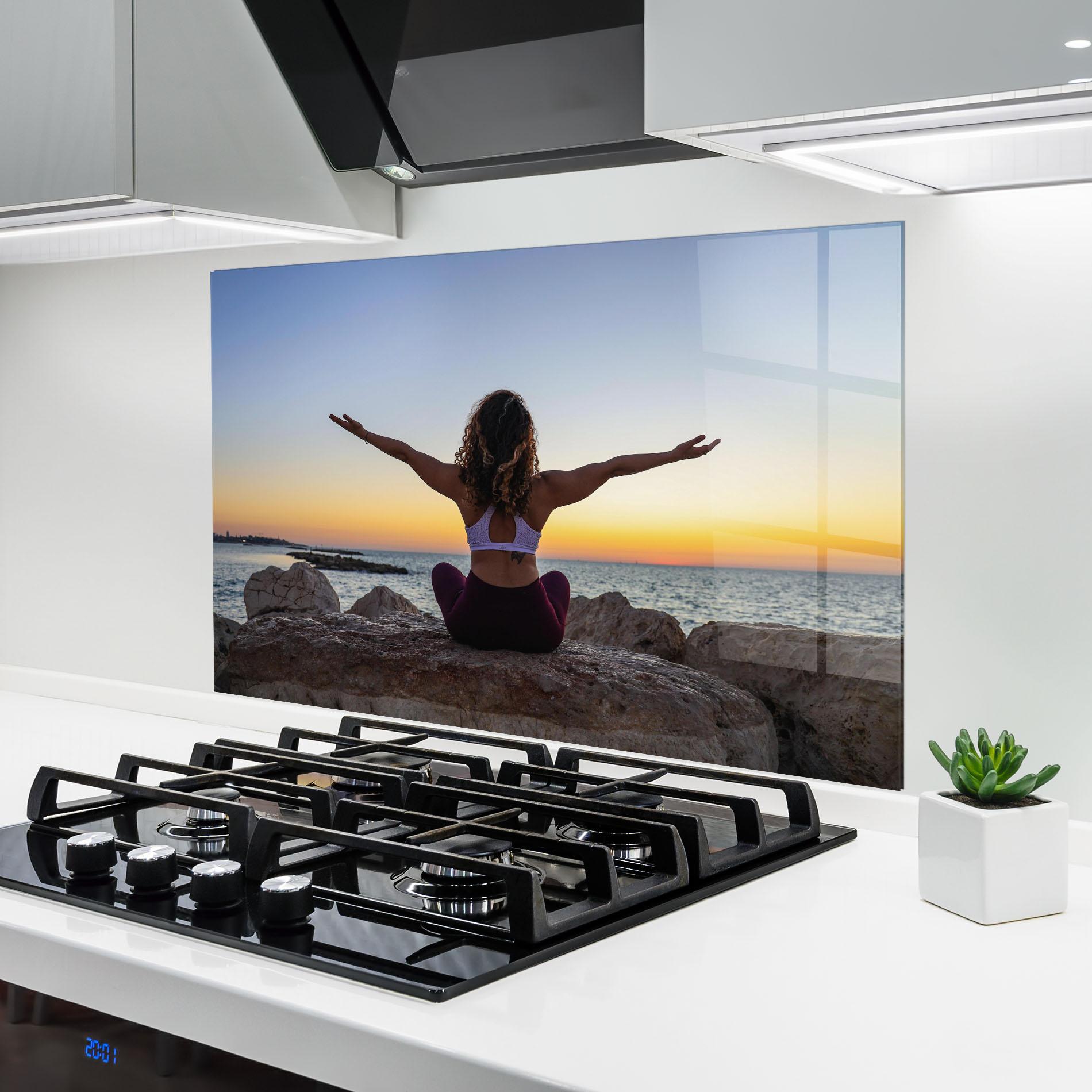 Küchenrückwand Glas Calm Asana mockup 6