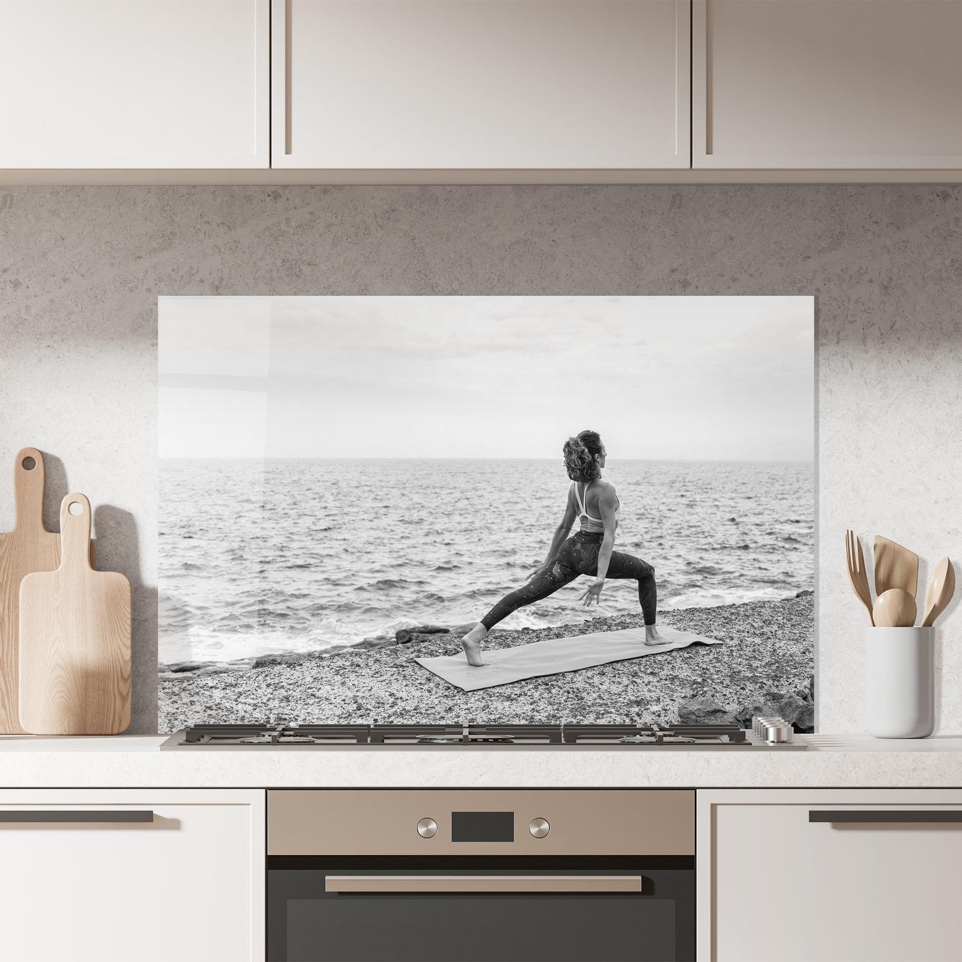 Küchenrückwand Glas Blissful Balance mockup 7