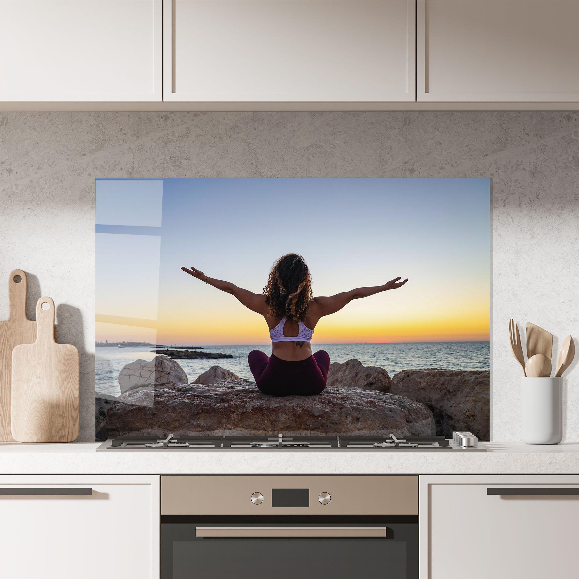Küchenrückwand Glas Calm Asana mockup 7