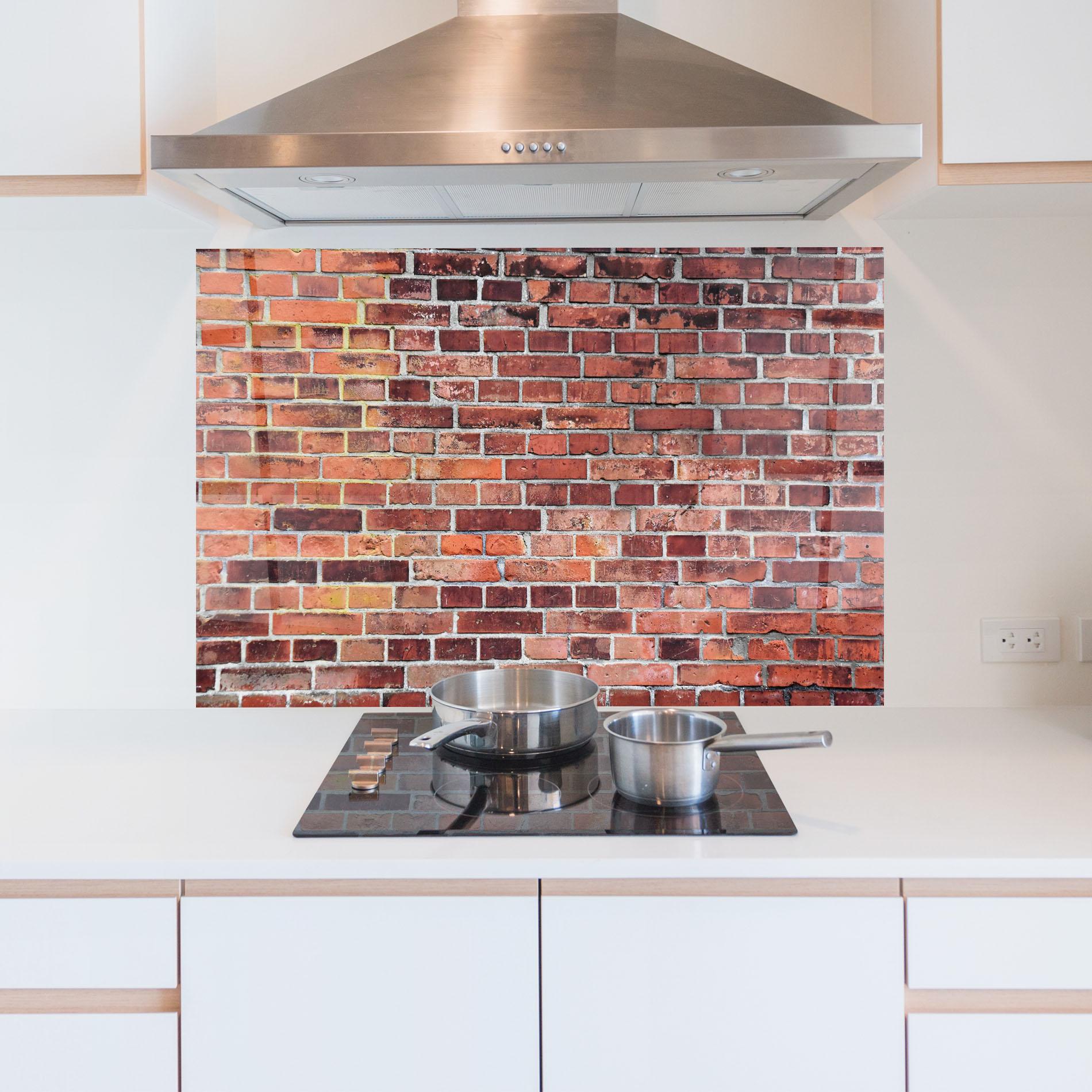 Küchenrückwand Glas Dirty Bricks mockup 5