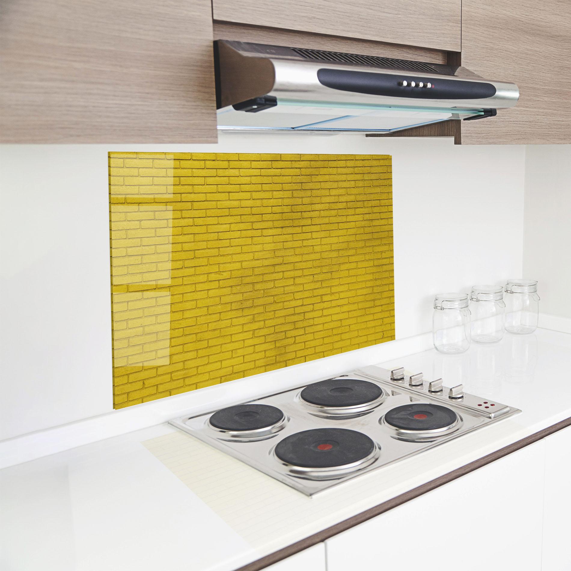 Küchenrückwand Glas Yellowish Bricks mockup 8