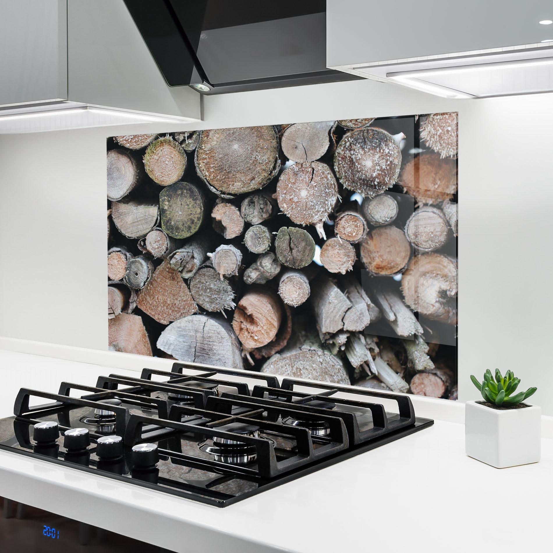 Küchenrückwand Glas Many Logs 2 mockup 6