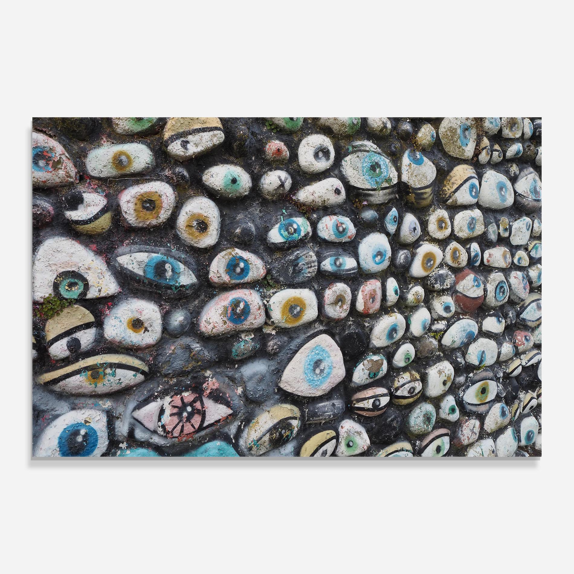 Küchenrückwand Glas Eyes On Stones mockup 0