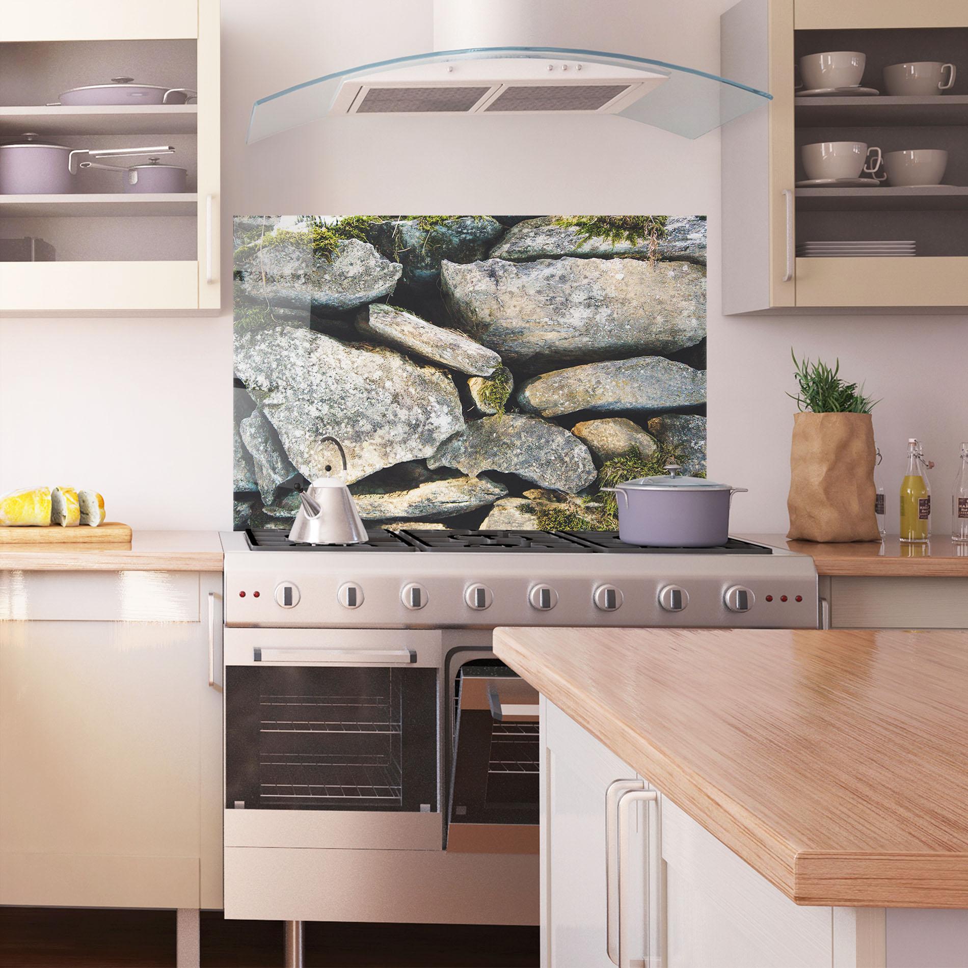 Küchenrückwand Glas Stone In Nature mockup 1