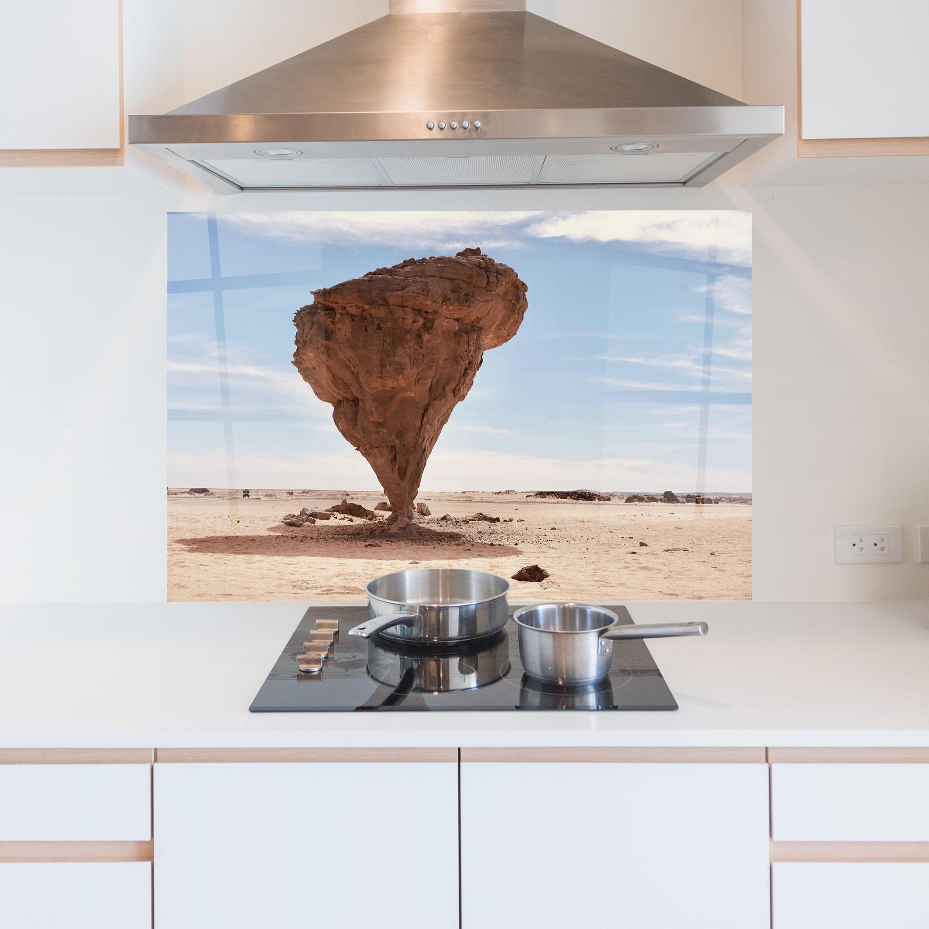 Küchenrückwand Glas Stone In Desert mockup 5