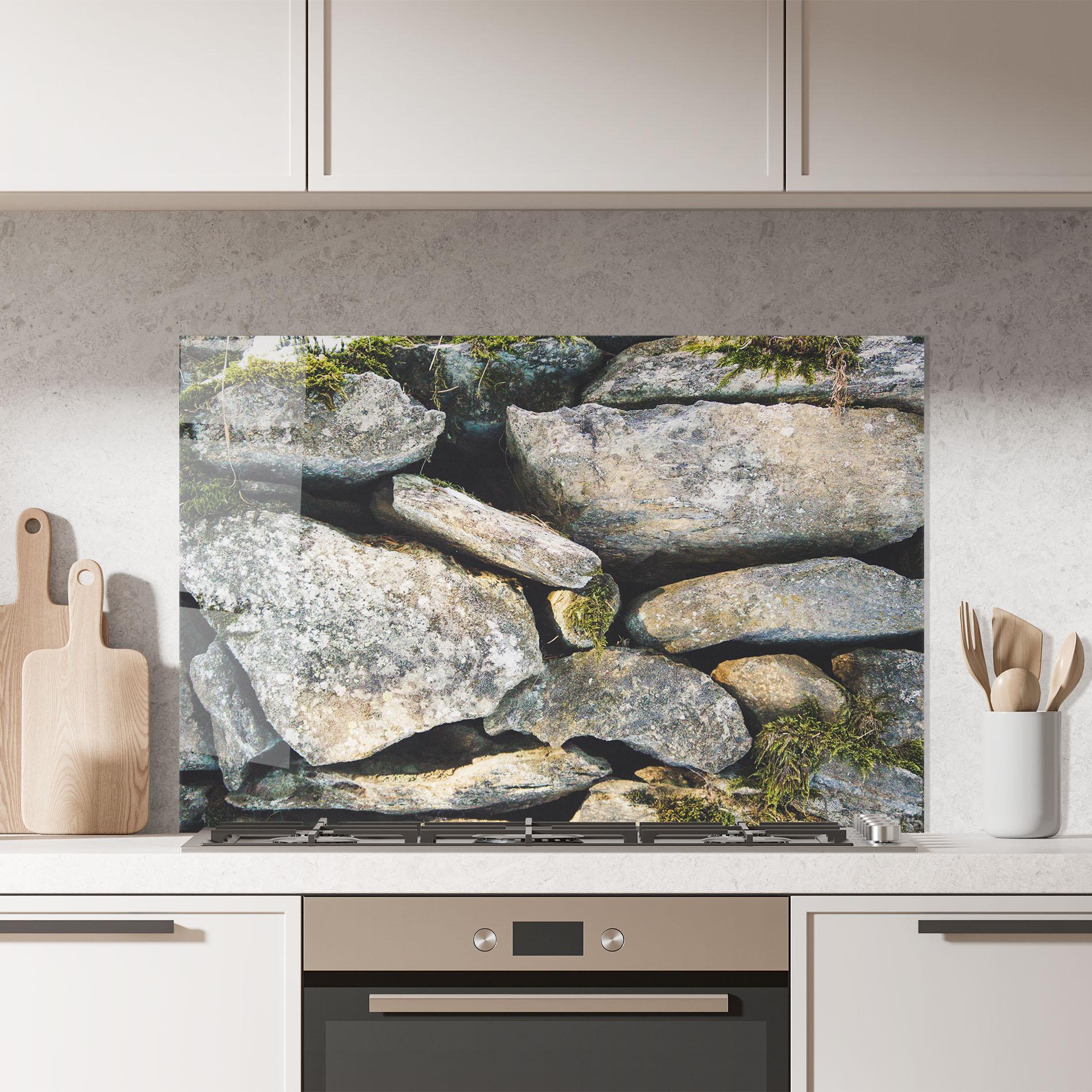 Küchenrückwand Glas Stone In Nature mockup 7