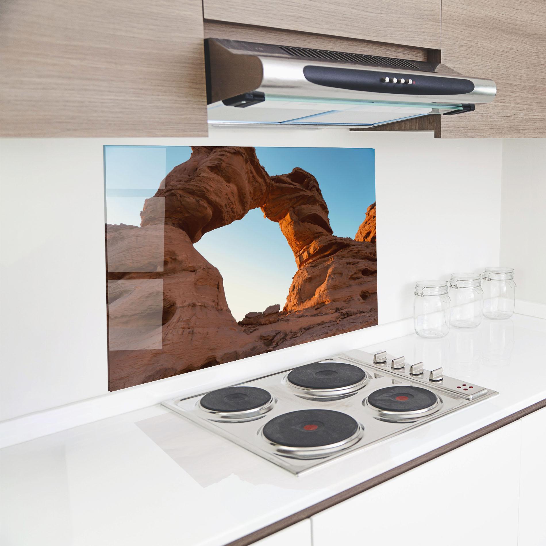 Küchenrückwand Glas Arcade In Desert mockup 8