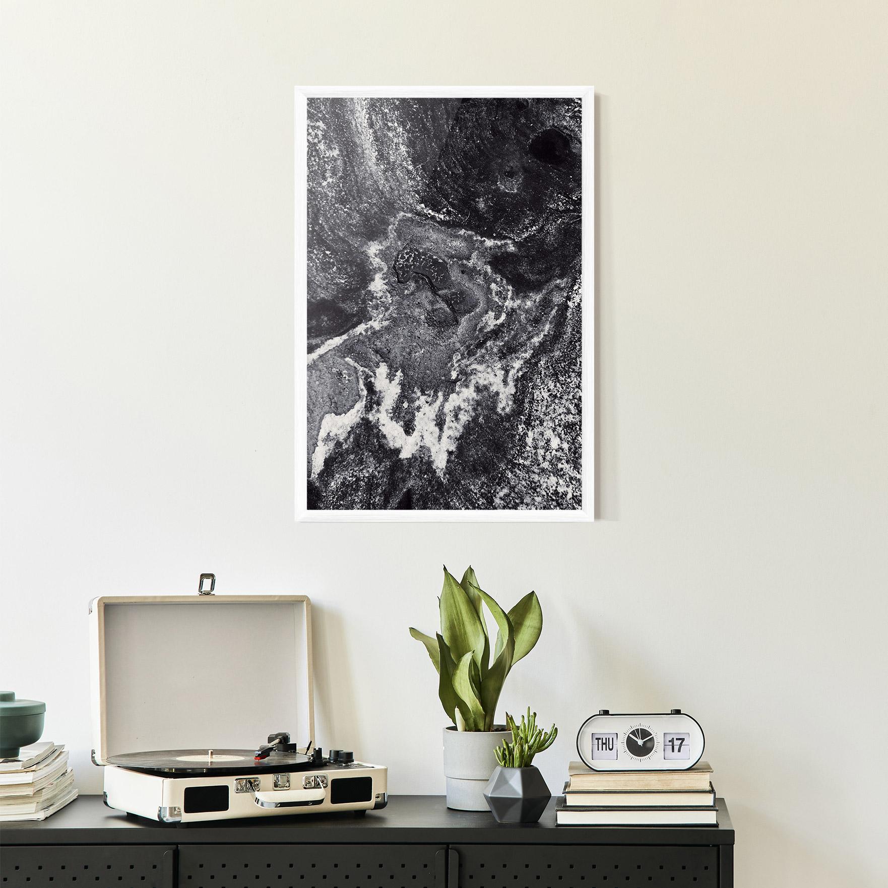 Gerahmte Poster Black And White Abstract mockup 2