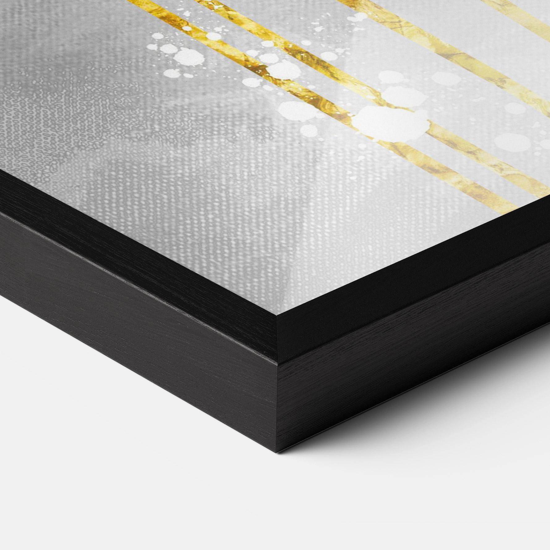 Gerahmte Poster Gold Moon And Birds mockup 3