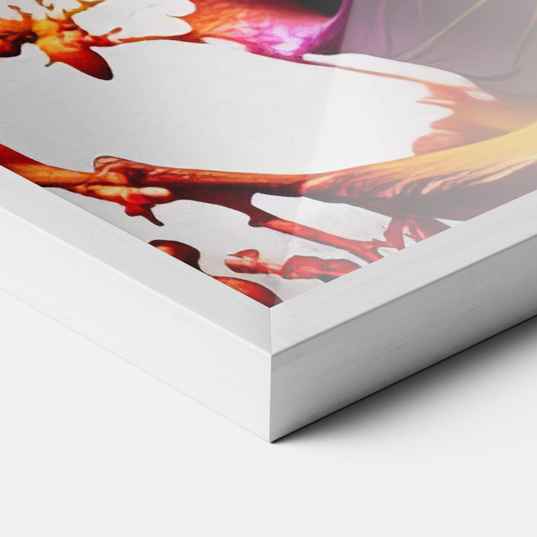 Gerahmte Poster Purple Blue Splash mockup 3