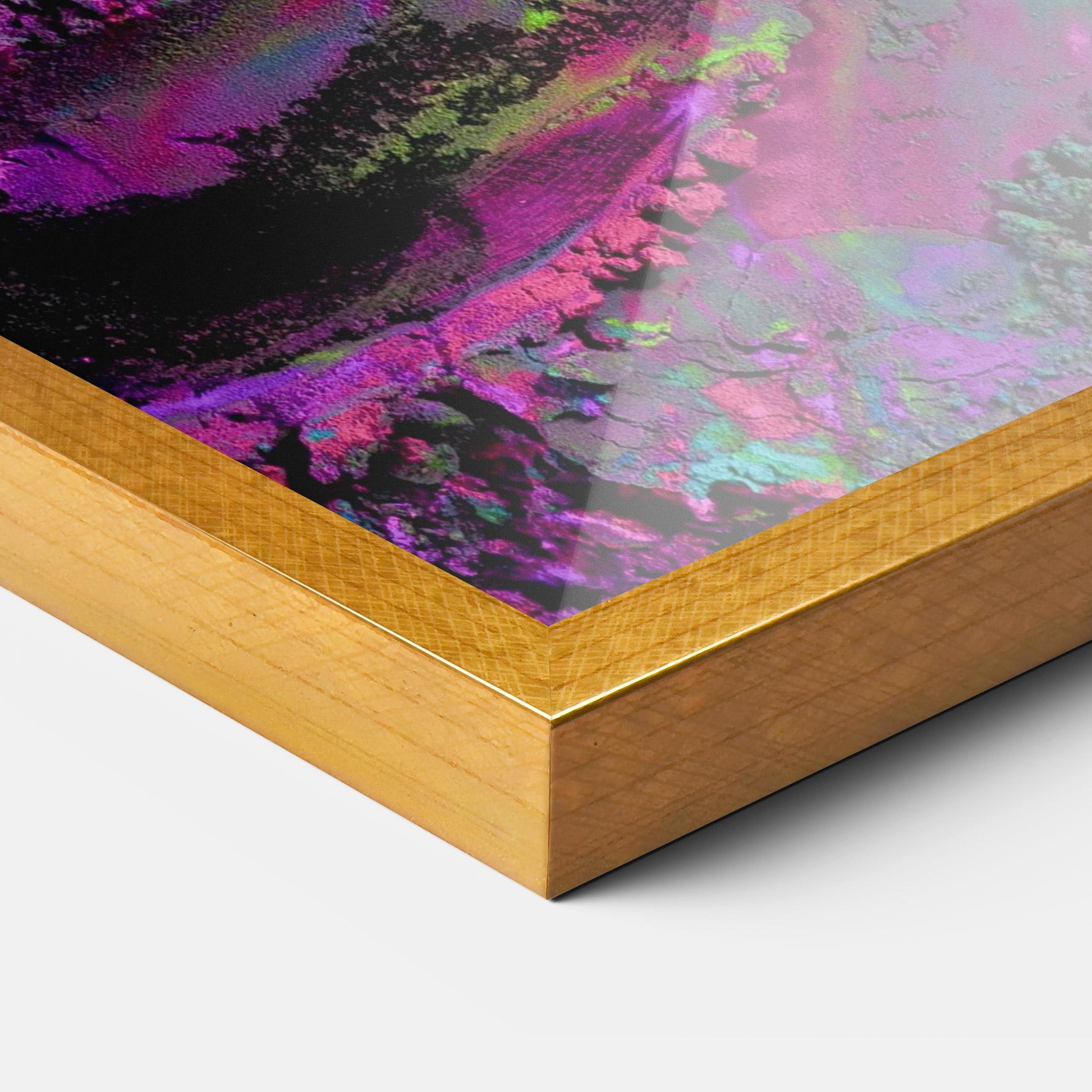 Gerahmte Poster Purple Powder mockup 3