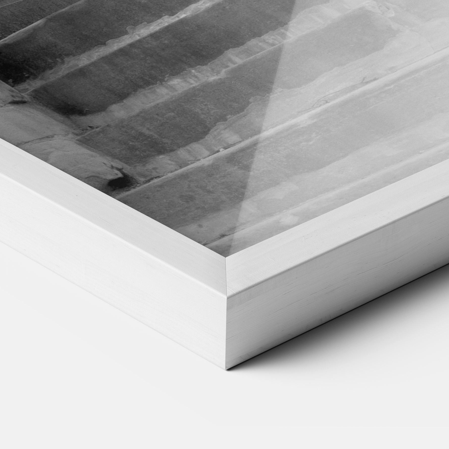 Gerahmte Poster Grey Dors mockup 3