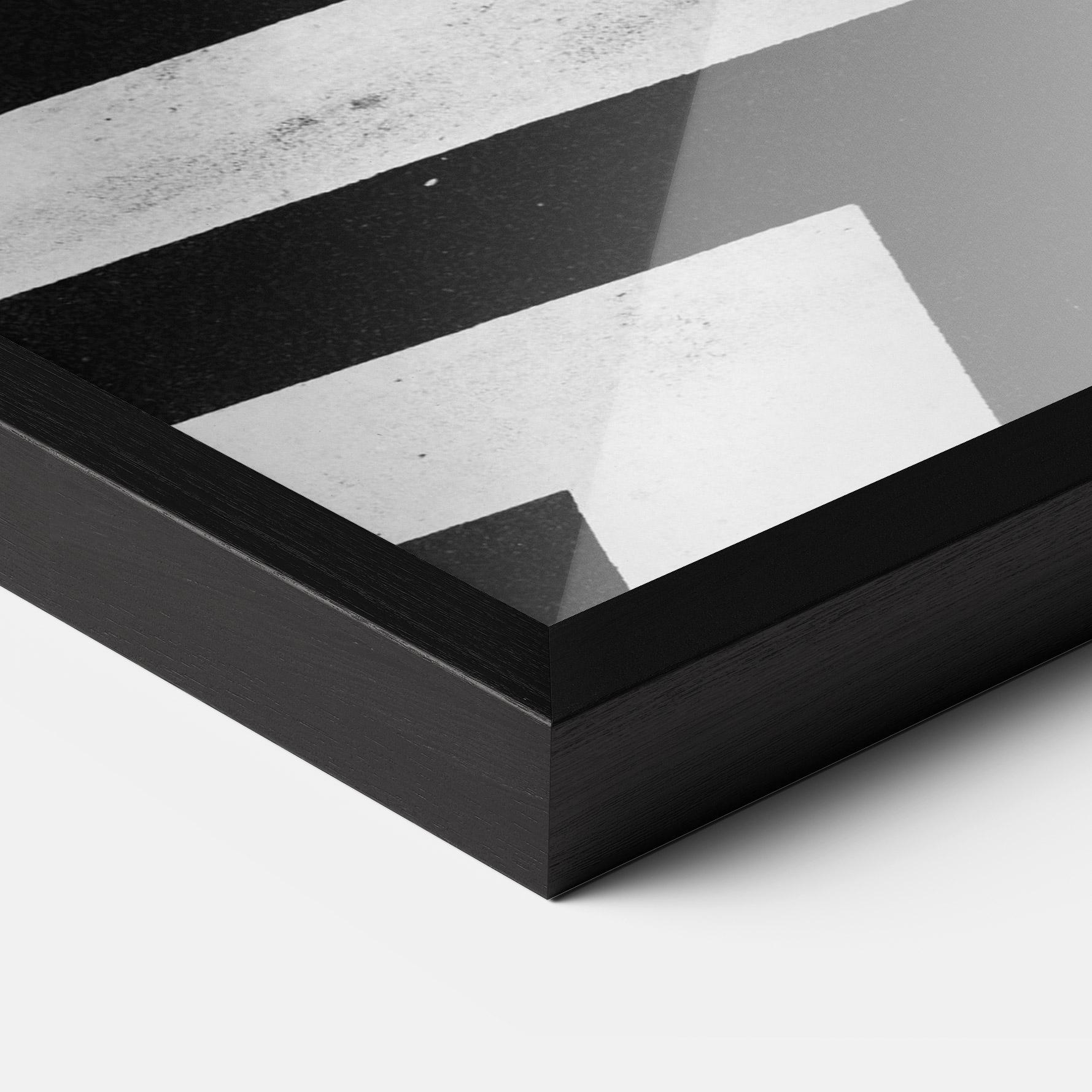 Gerahmte Poster Walking On Lines mockup 3