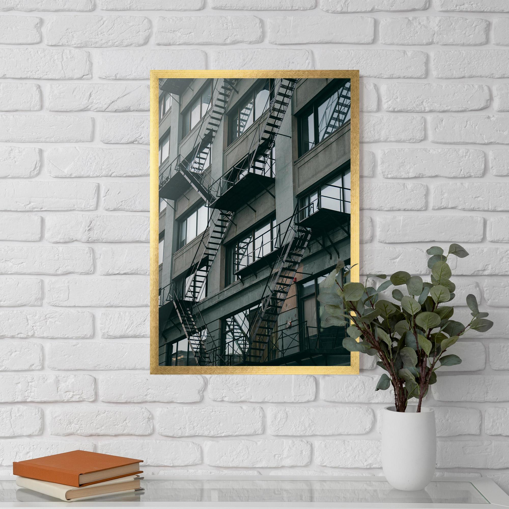 Gerahmte Poster Building Stairs mockup 5