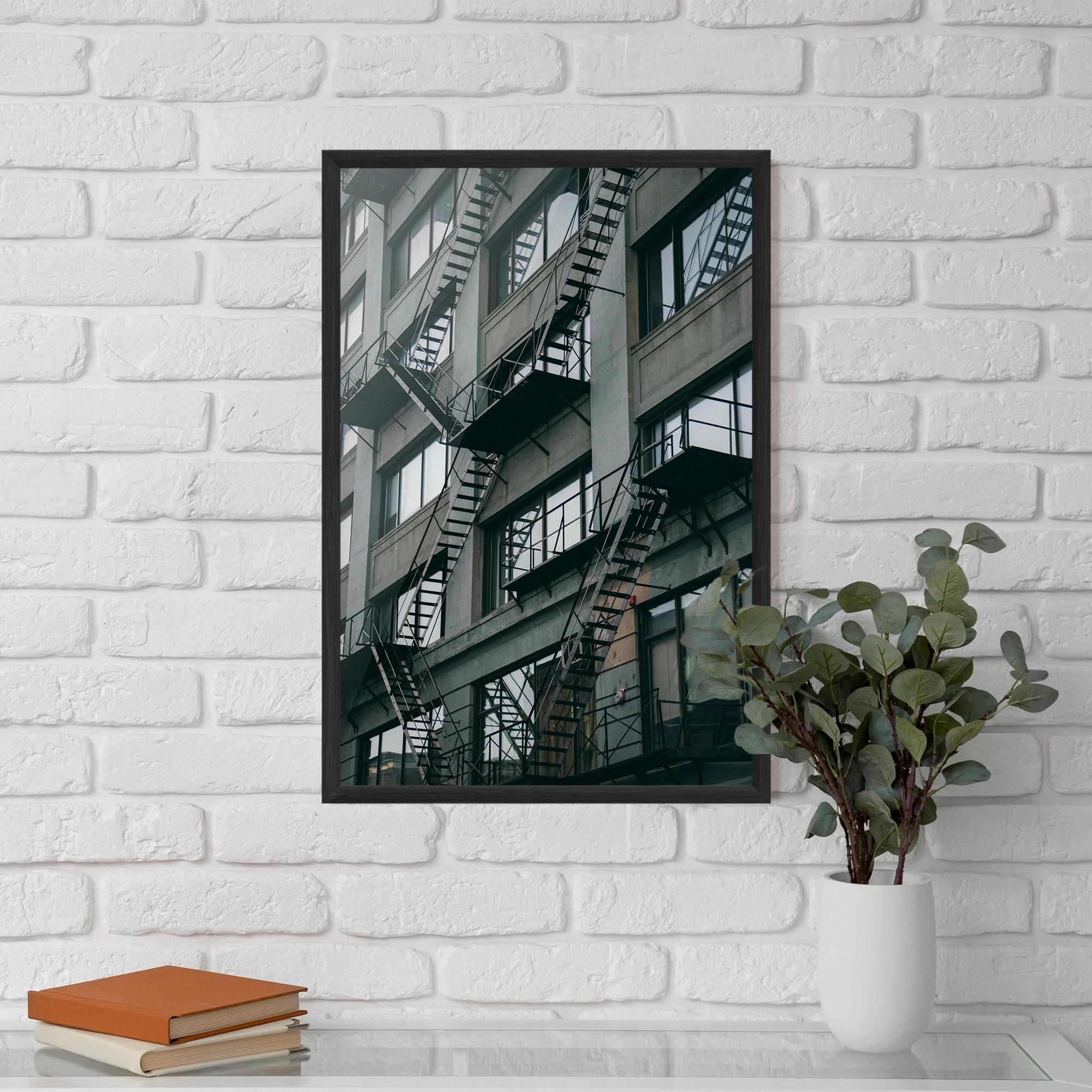 Gerahmte Poster Building Stairs mockup 5