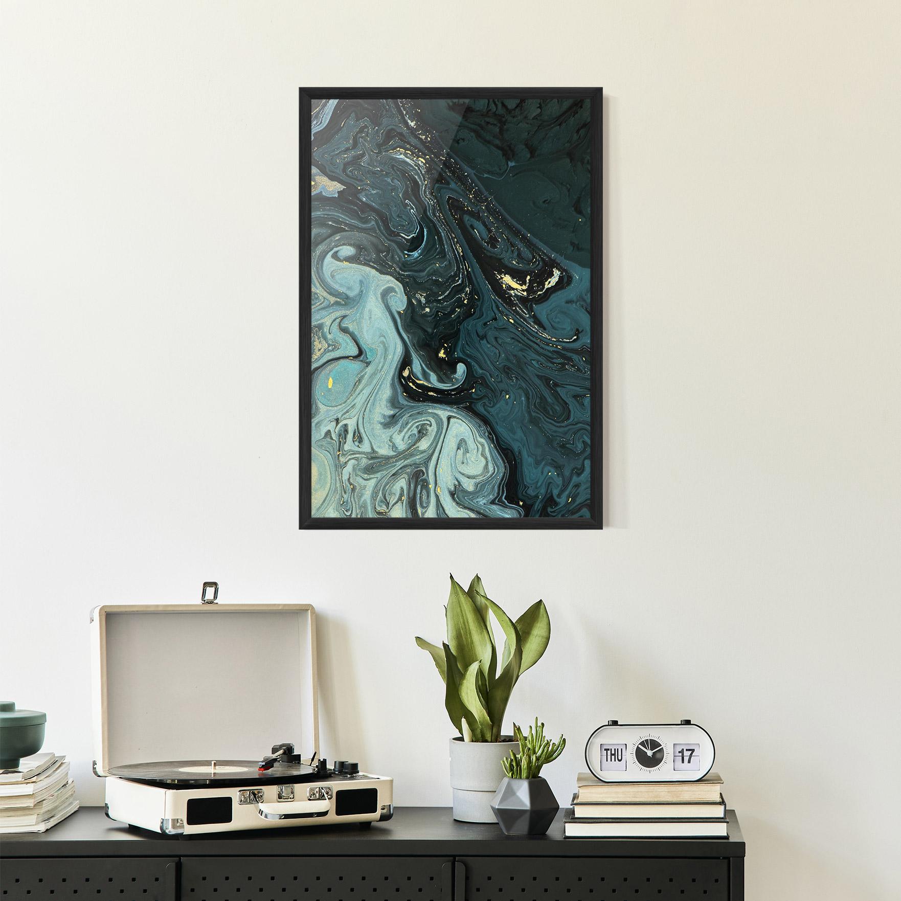 Gerahmte Poster Dark Blue Golden Marble mockup 2