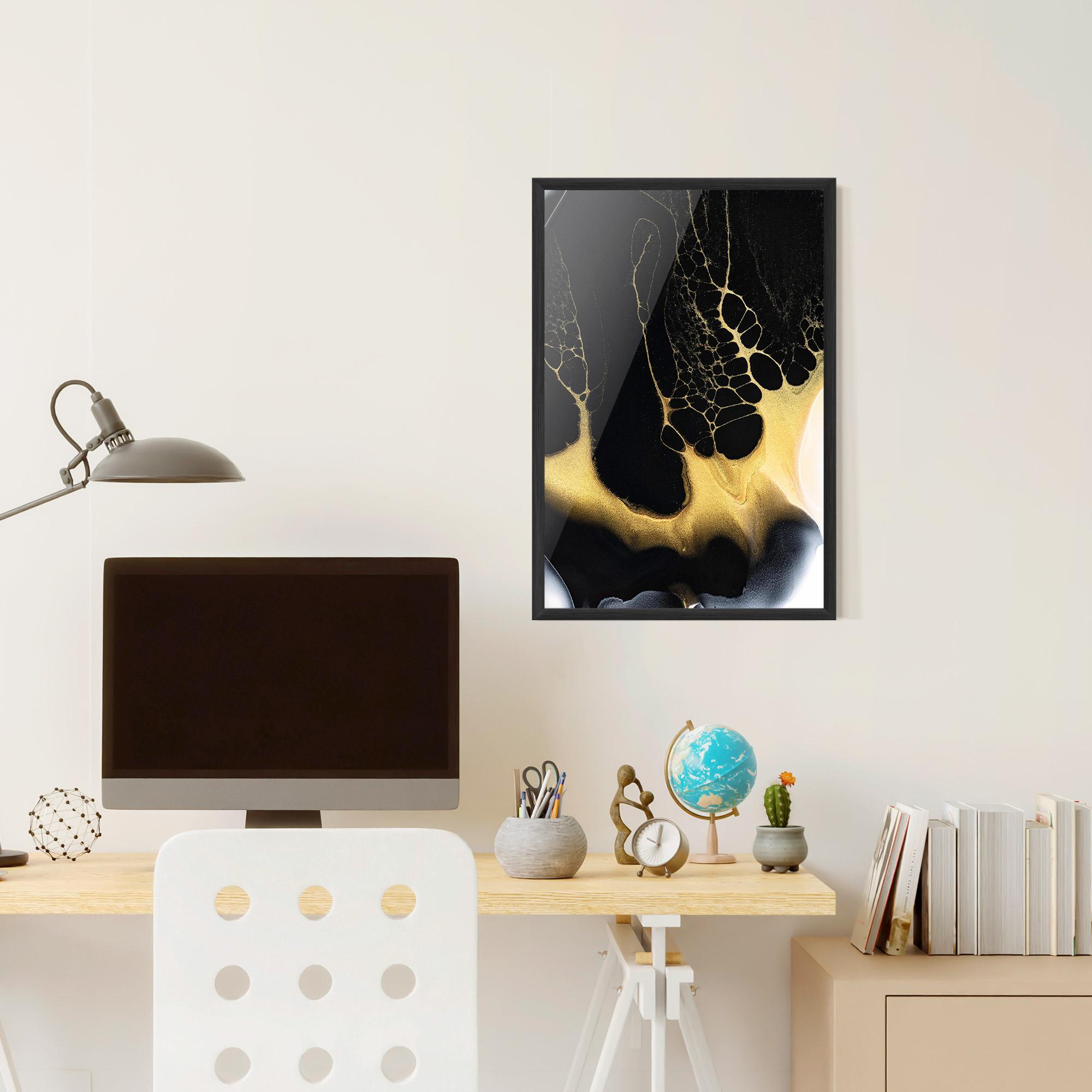 Gerahmte Poster Black Golden Marble mockup 6