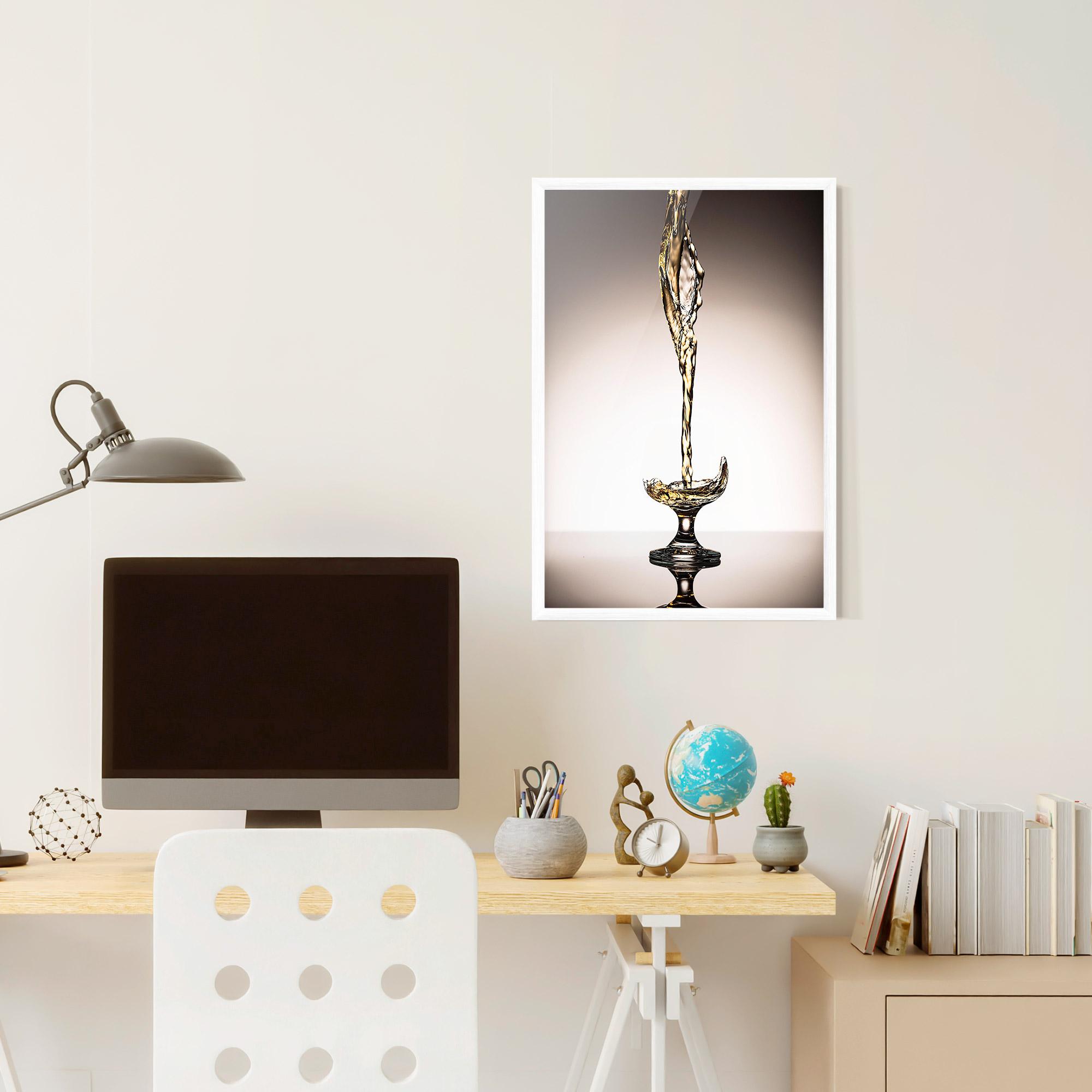 Gerahmte Poster White Wine Splash mockup 6