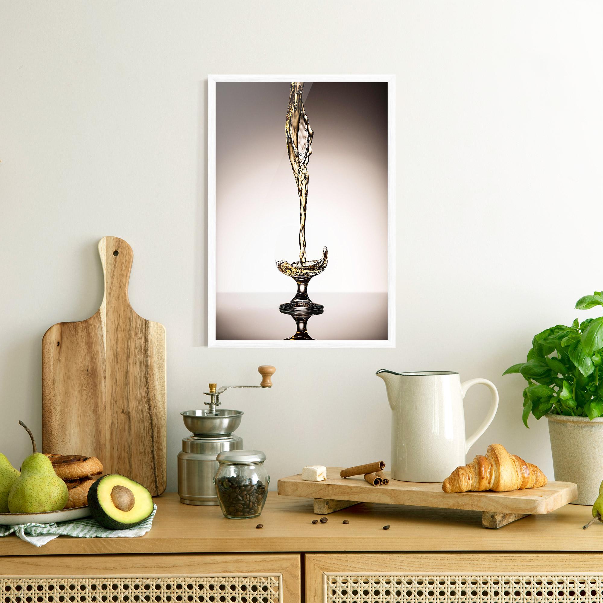 Gerahmte Poster White Wine Splash mockup 8