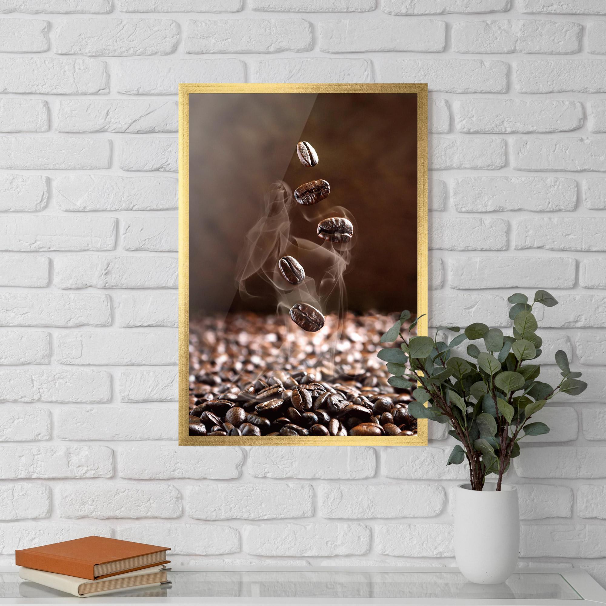 Gerahmte Poster Close Up Falling Beans mockup 5