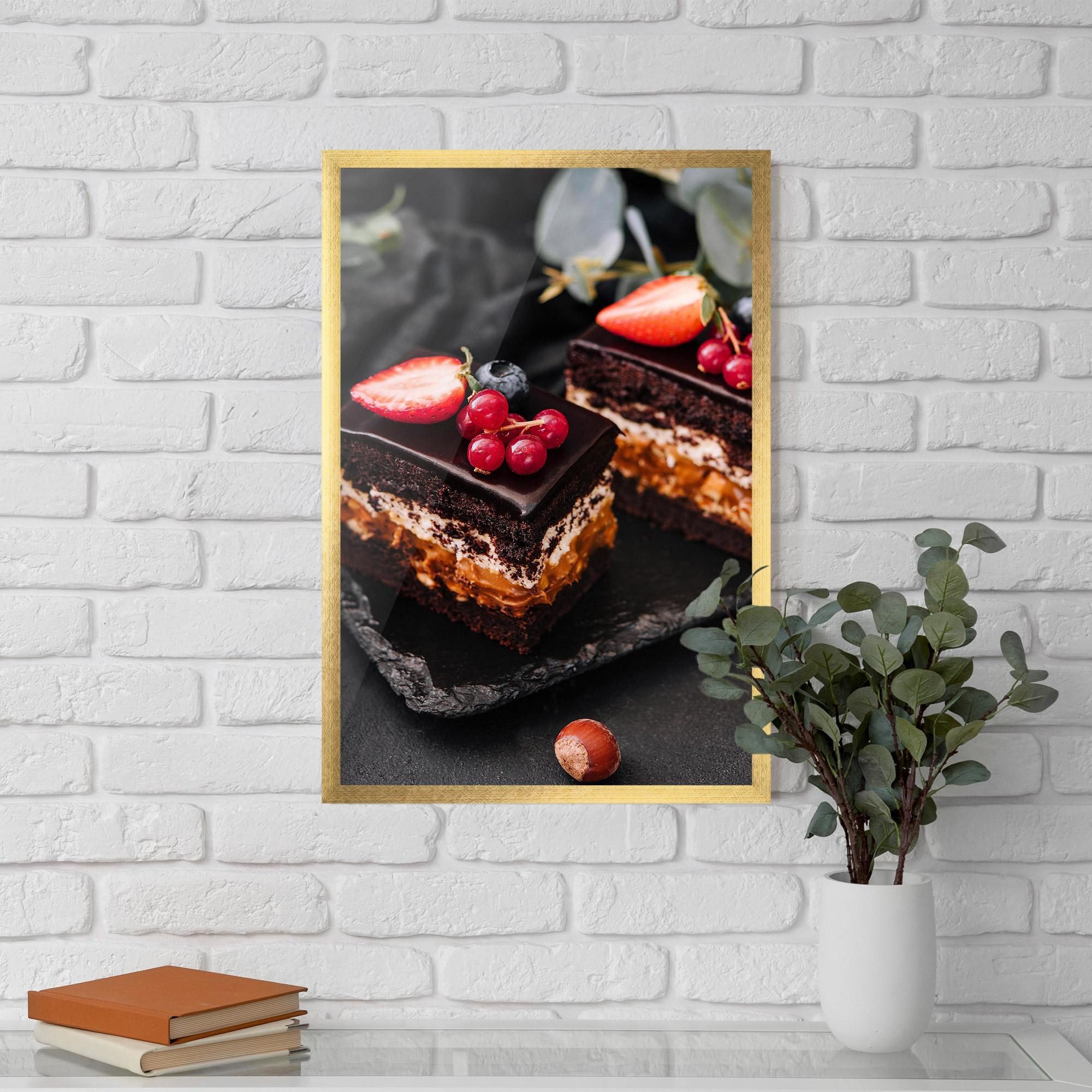 Gerahmte Poster Chocolate Berries Cake mockup 5