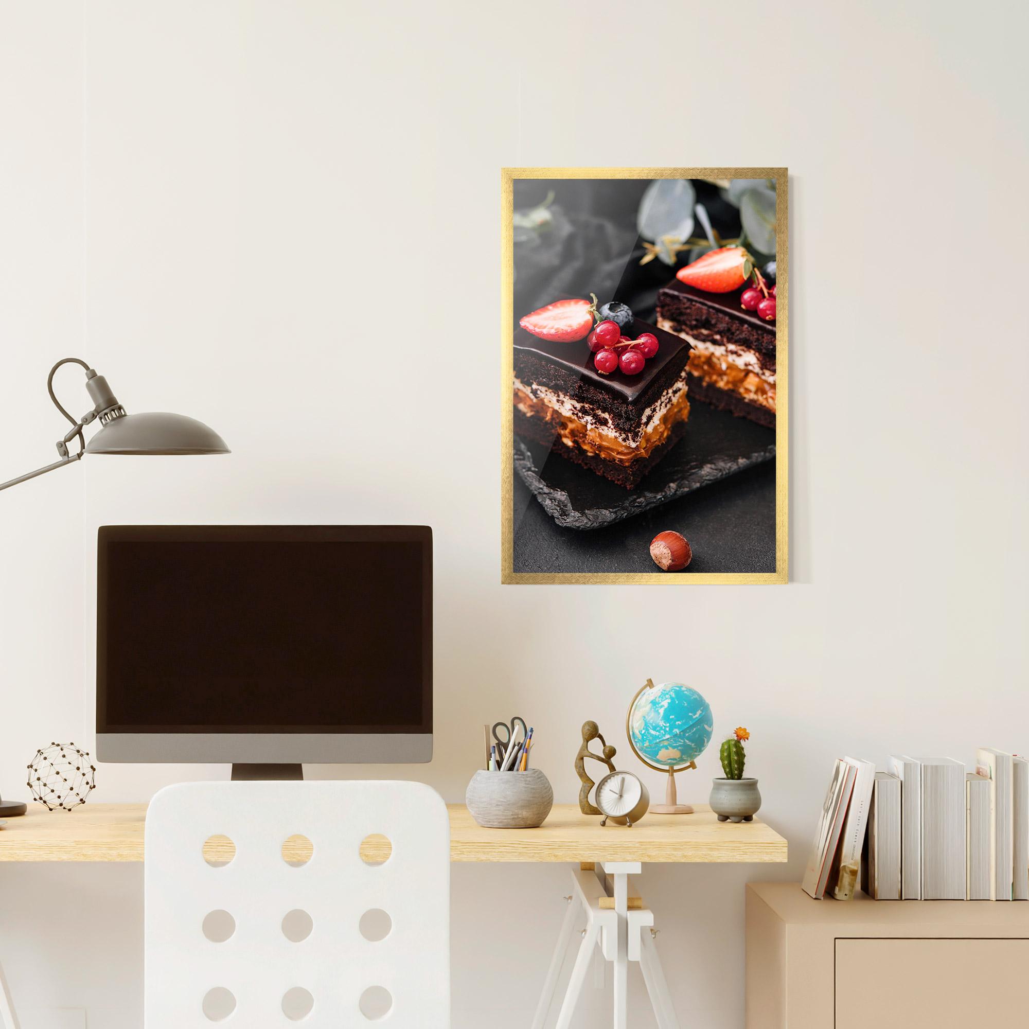 Gerahmte Poster Chocolate Berries Cake mockup 6