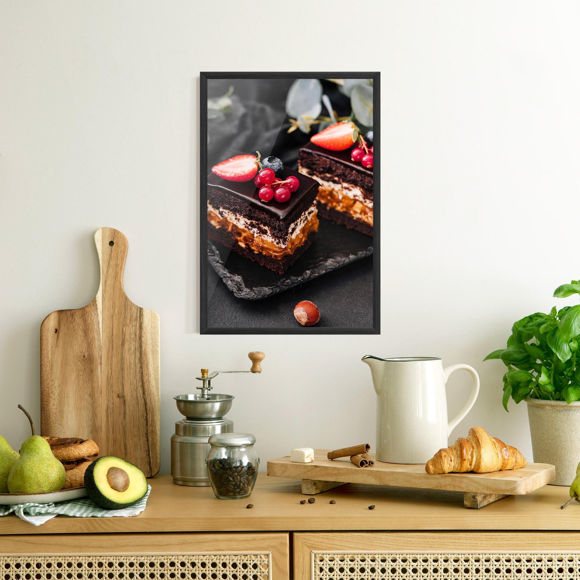 Gerahmte Poster Chocolate Berries Cake mockup 8