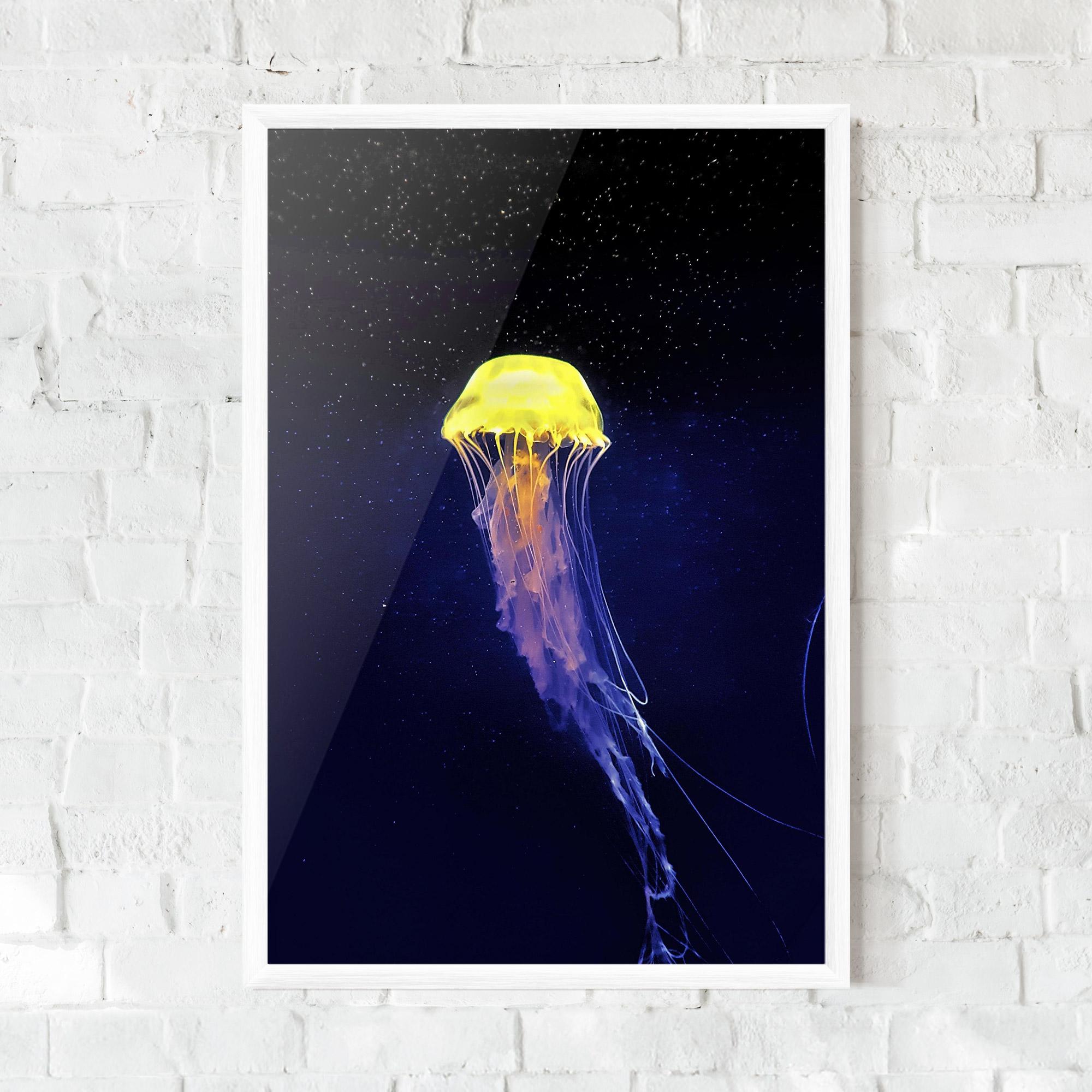 Gerahmte Poster Purple Jellyfish mockup 0