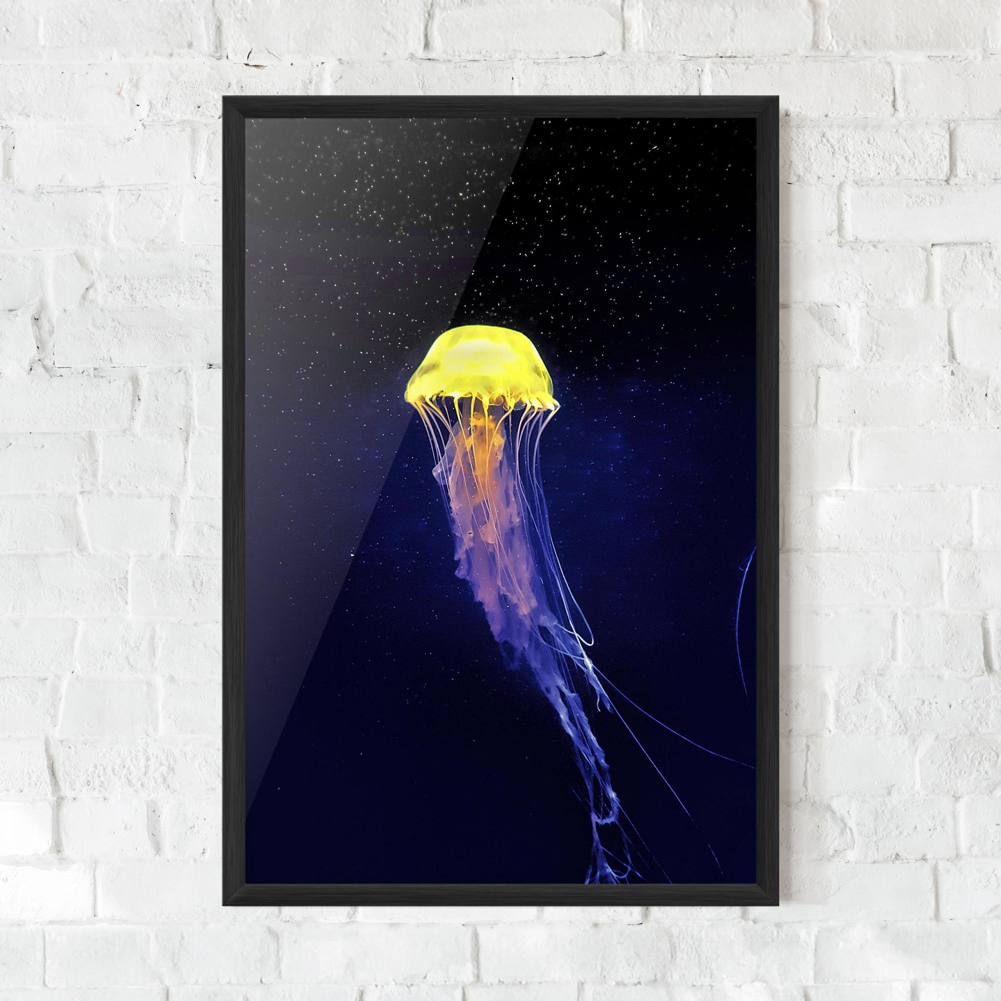 Gerahmte Poster Purple Jellyfish mockup 0