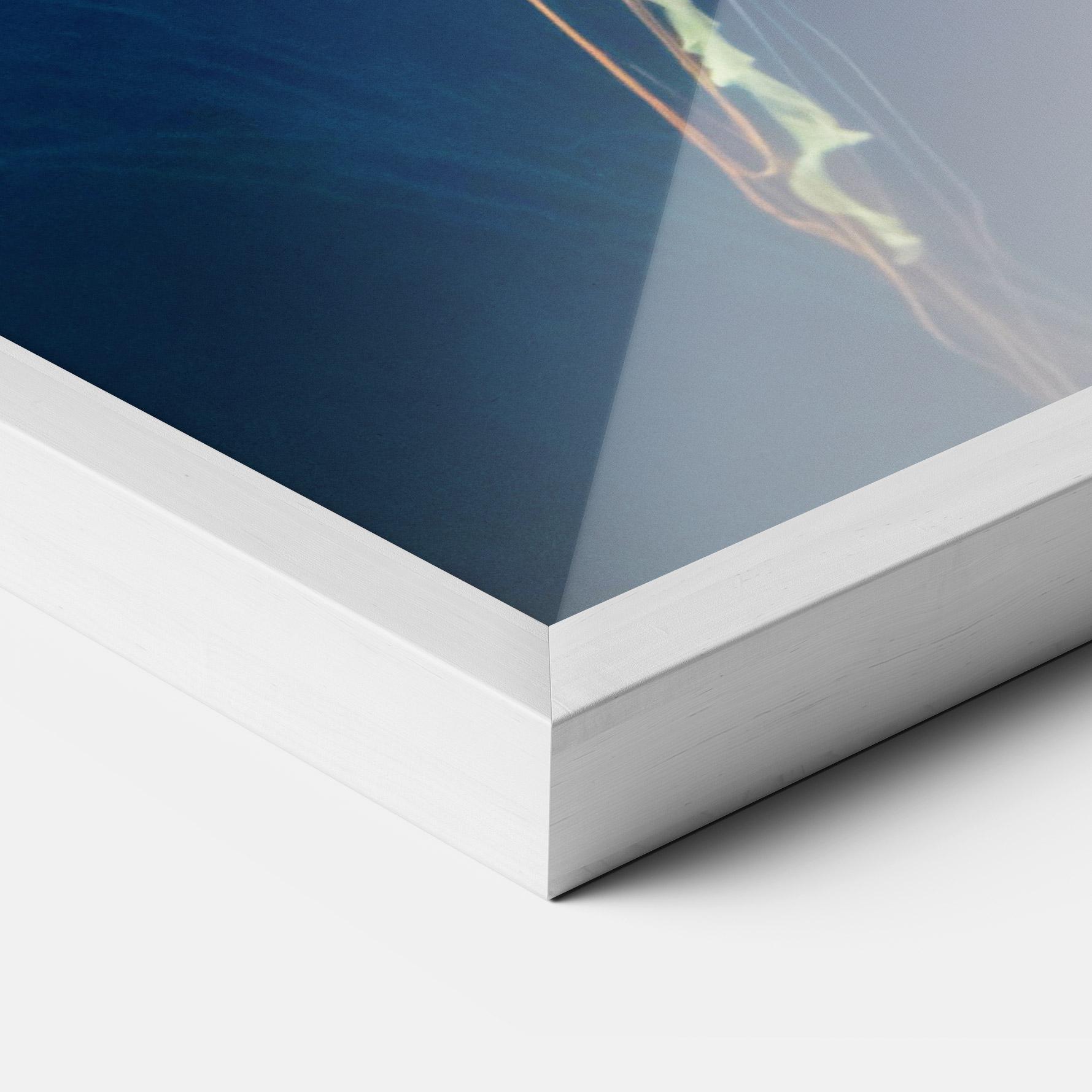 Gerahmte Poster Cream Jellyfish mockup 3