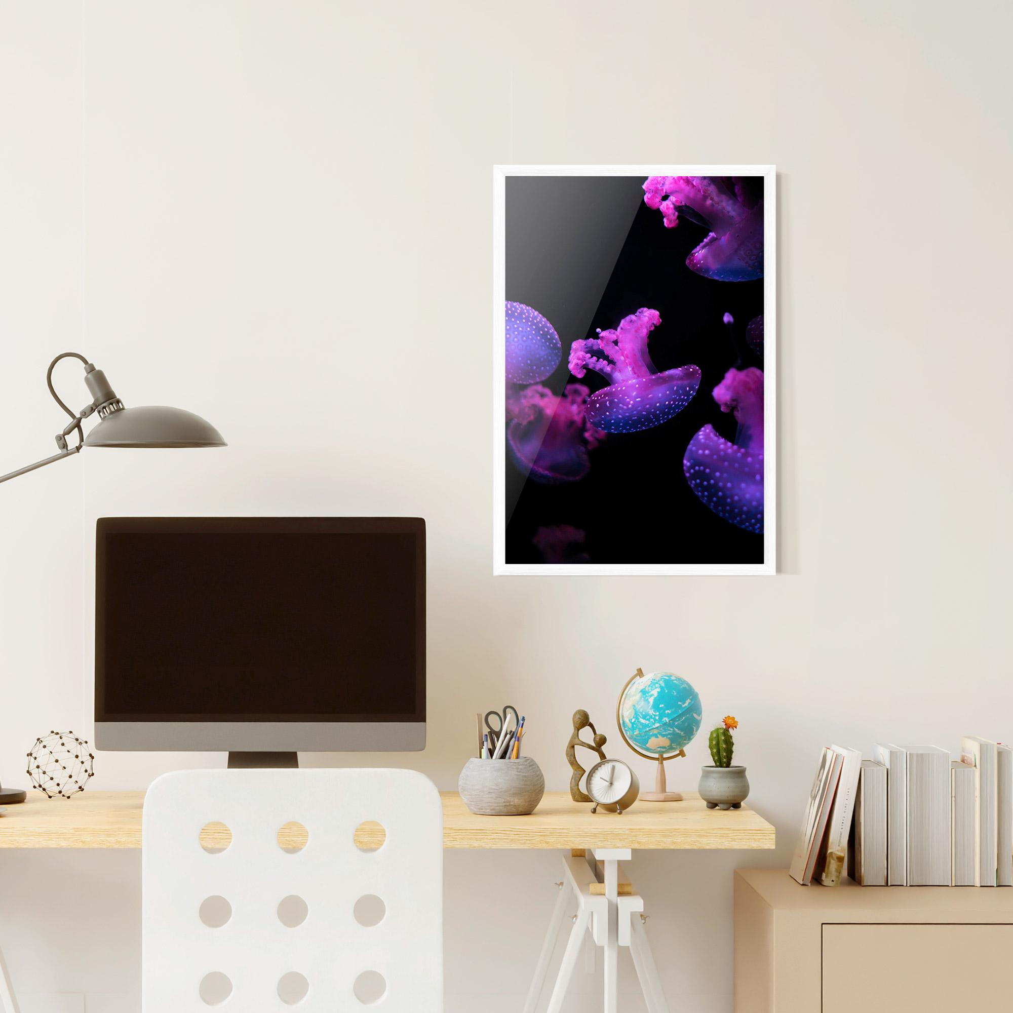 Gerahmte Poster Little Purple Jellyfish mockup 6