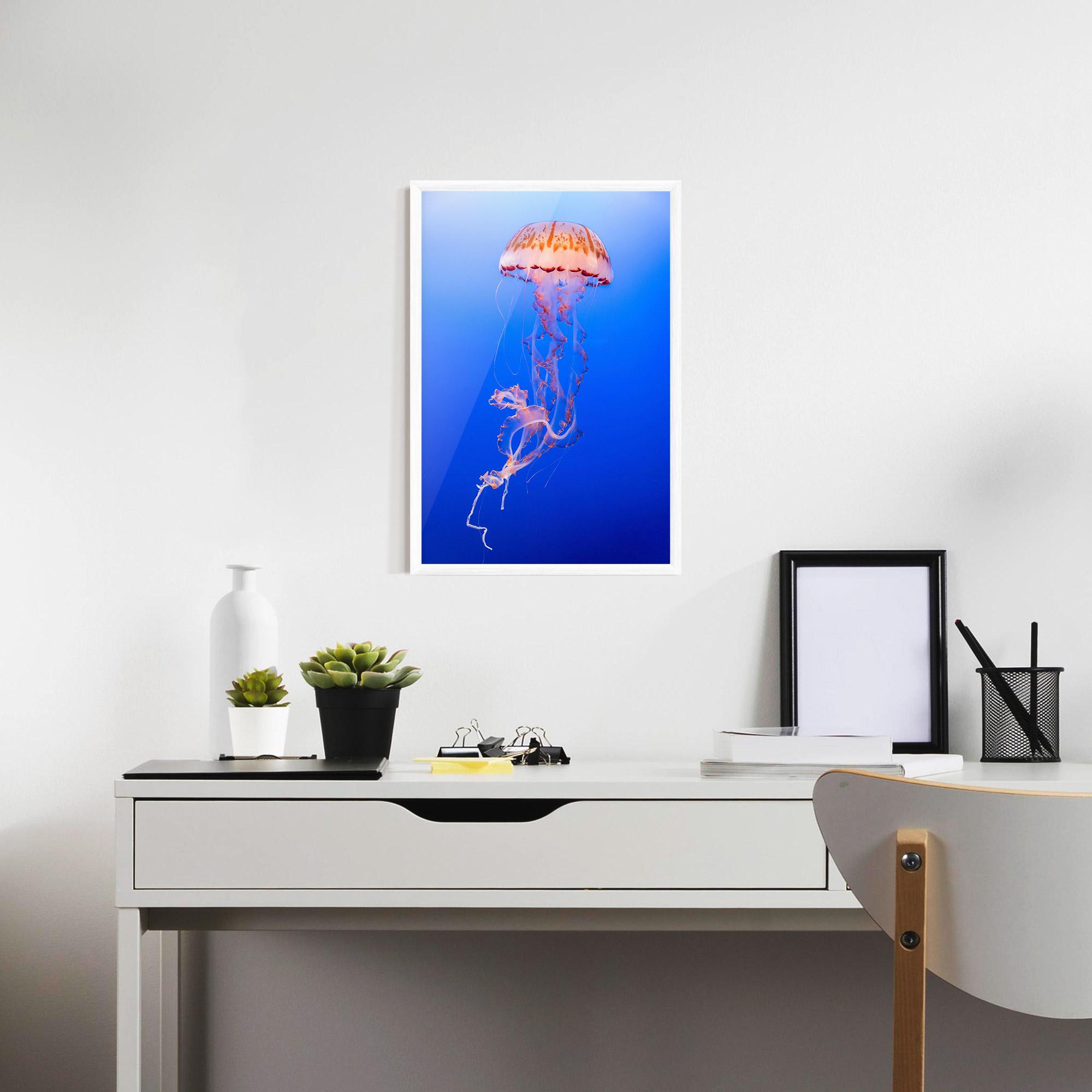 Gerahmte Poster Pretty White Jellyfish mockup 7