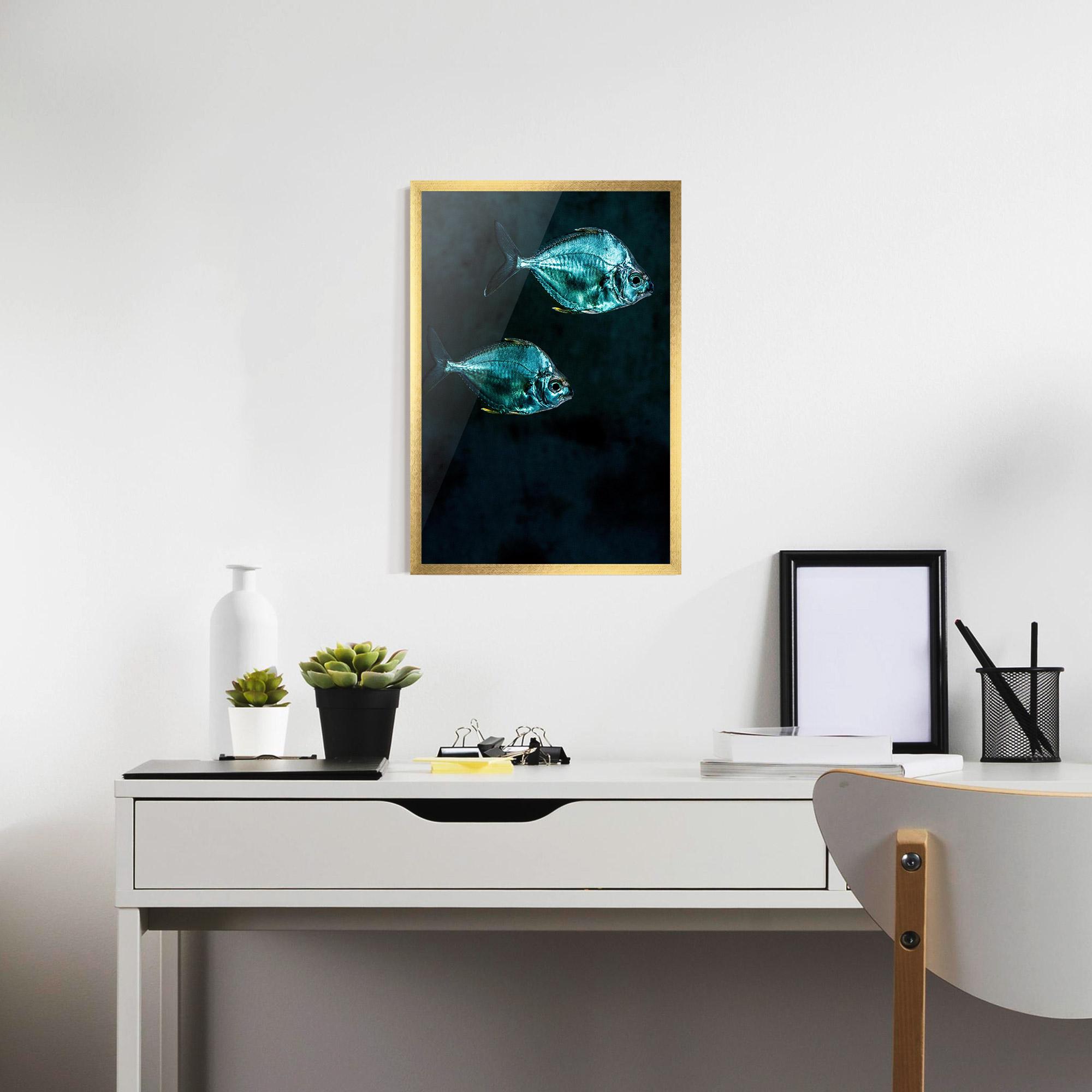Gerahmte Poster Silver Fish mockup 7