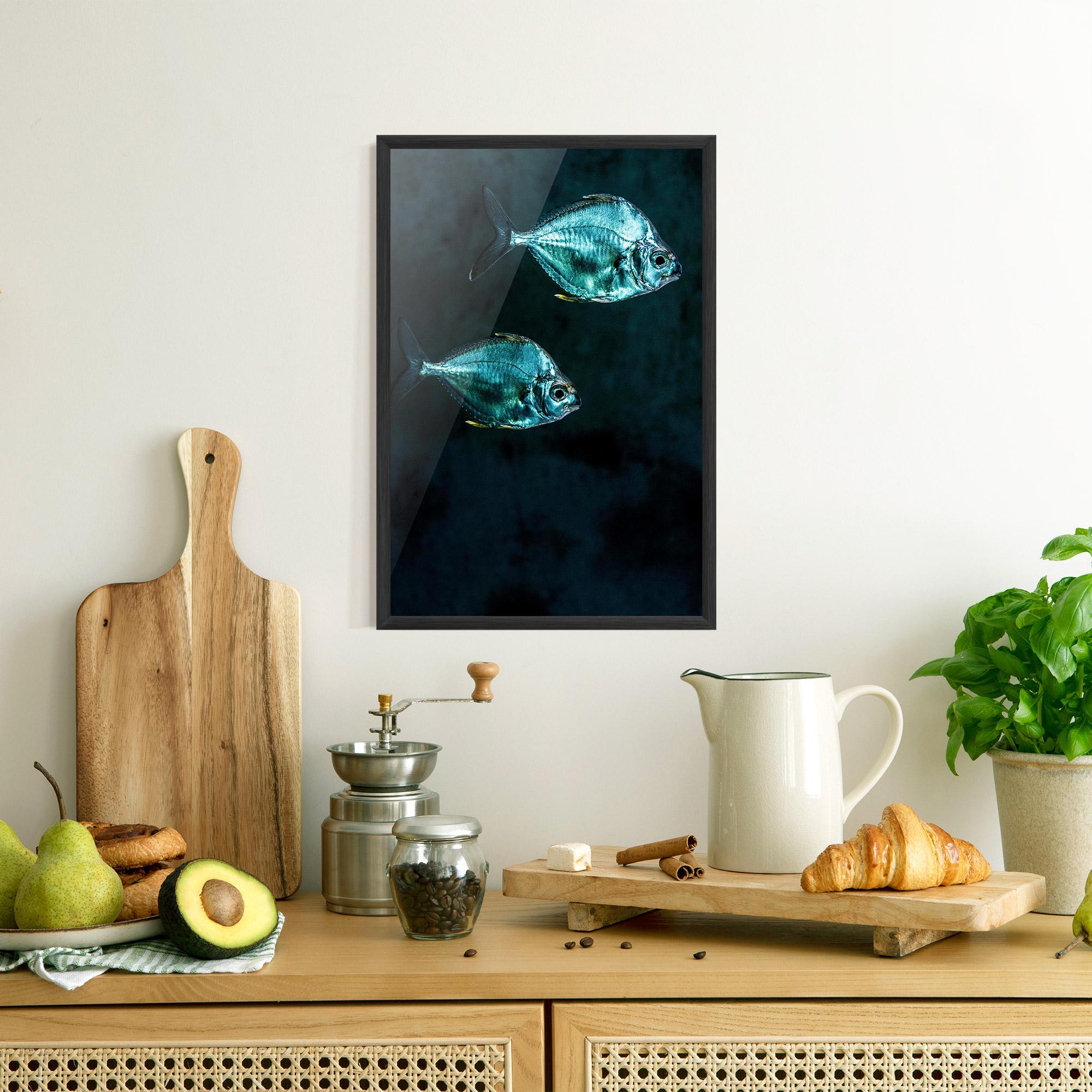 Gerahmte Poster Silver Fish mockup 8