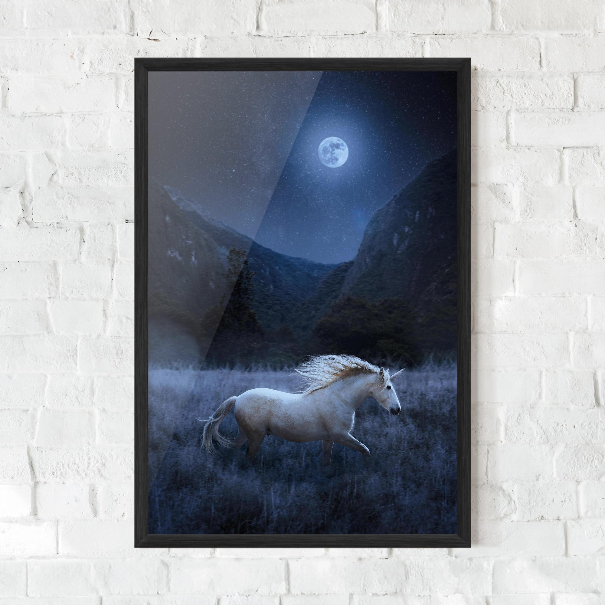 Gerahmte Poster Blue Moon Unicorn mockup 0