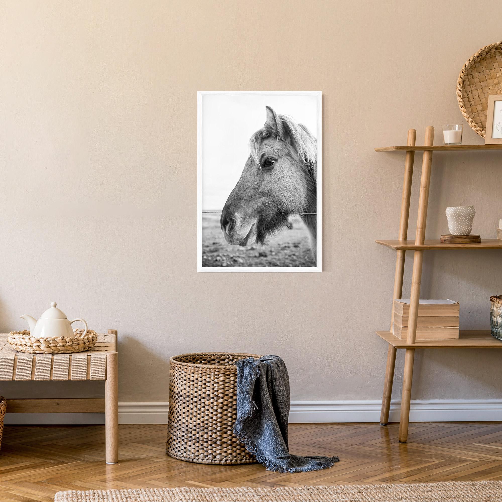 Gerahmte Poster Gray Horse Head mockup 9