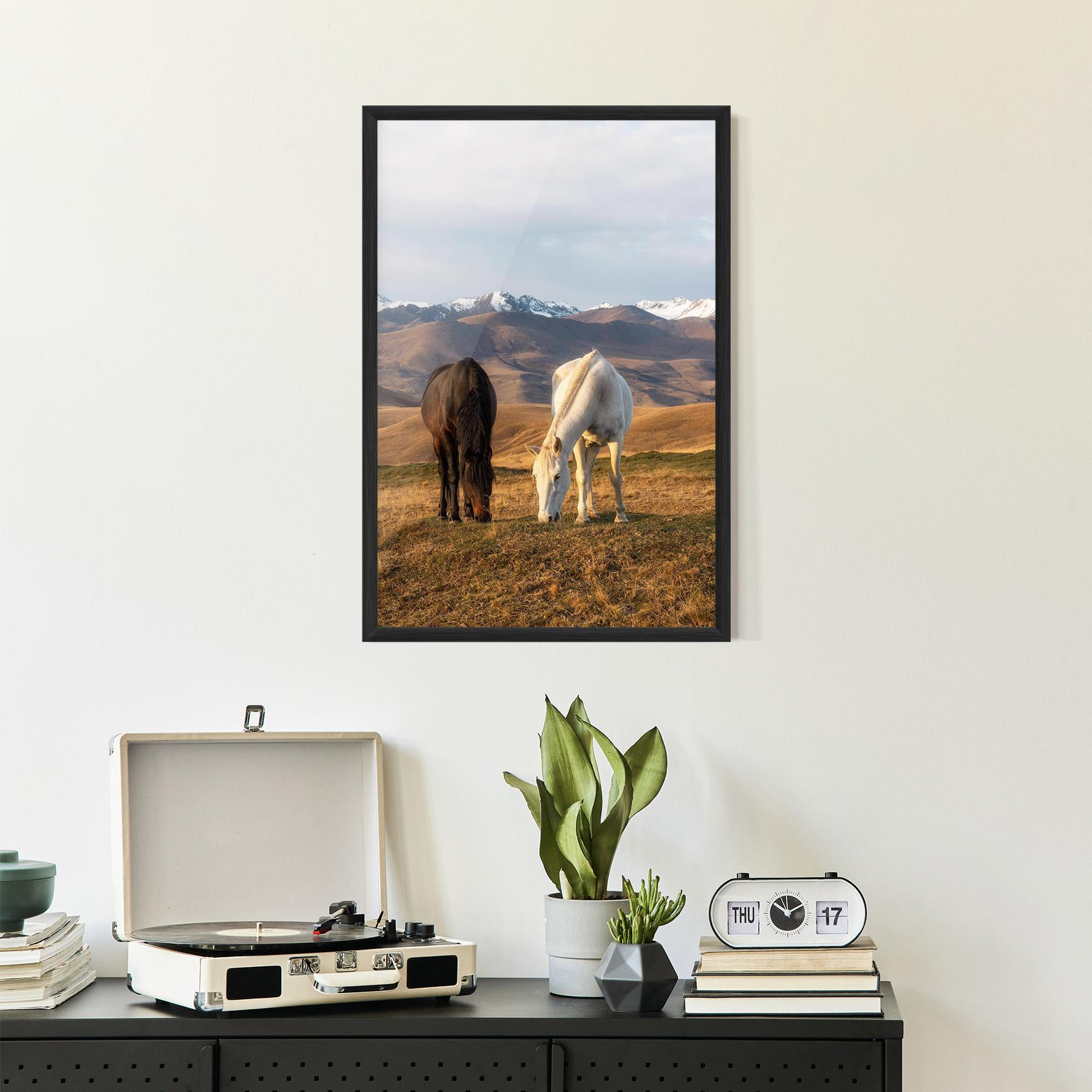 Gerahmte Poster Mountain Horses mockup 2