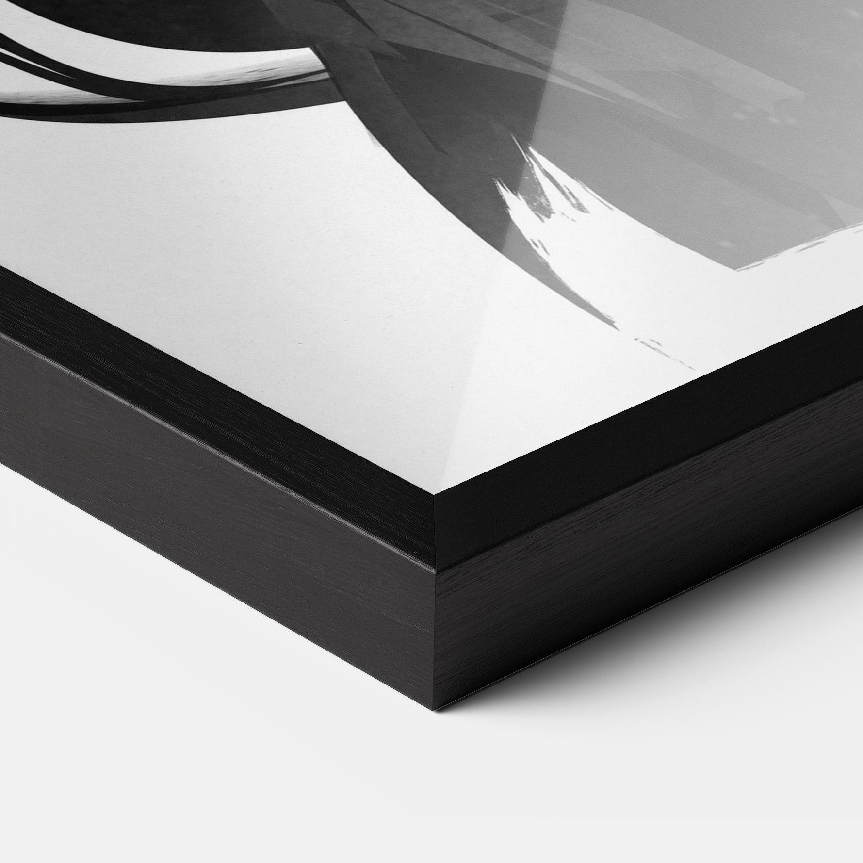 Gerahmte Poster Black Horse Portrait mockup 3