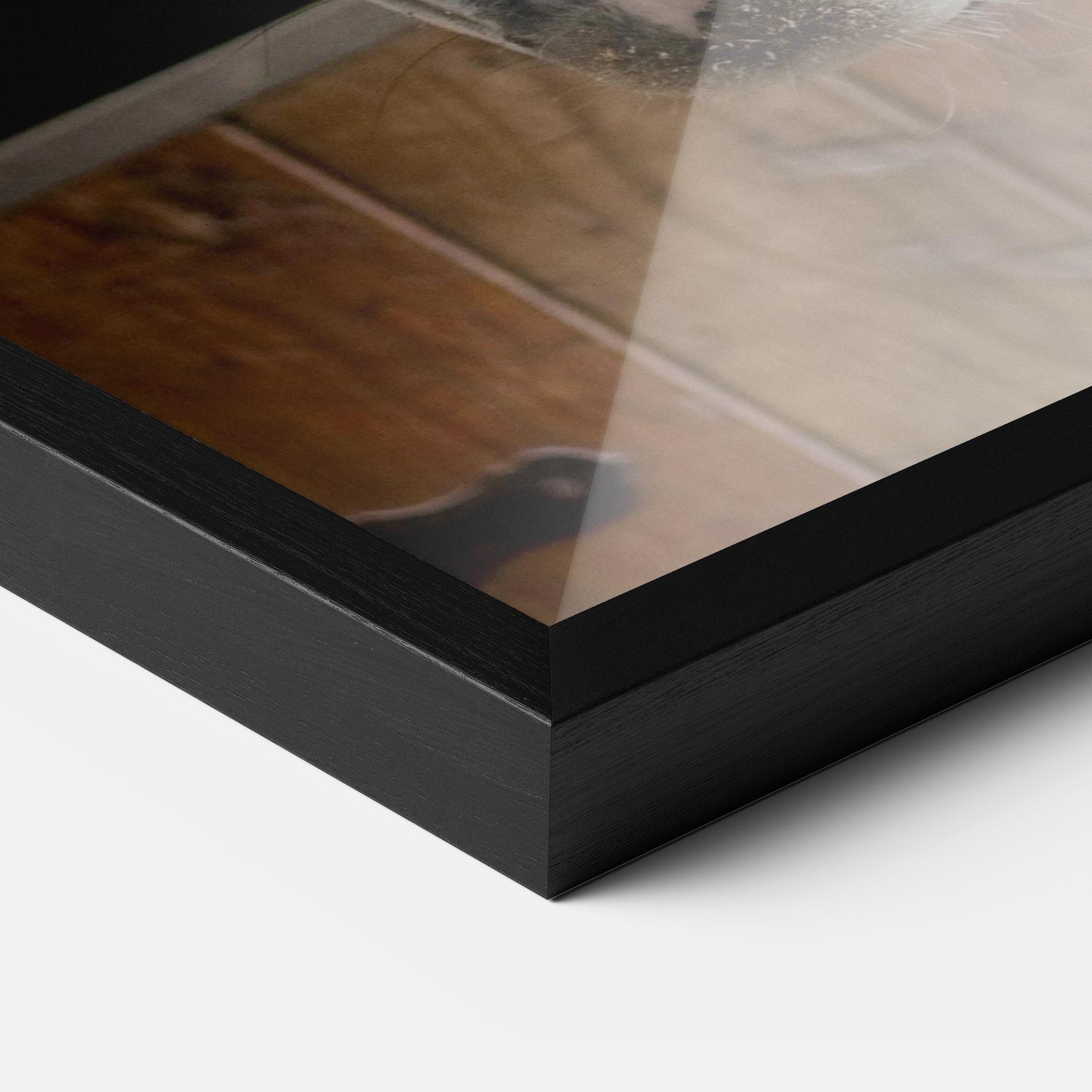 Gerahmte Poster Grey Horse Head mockup 3