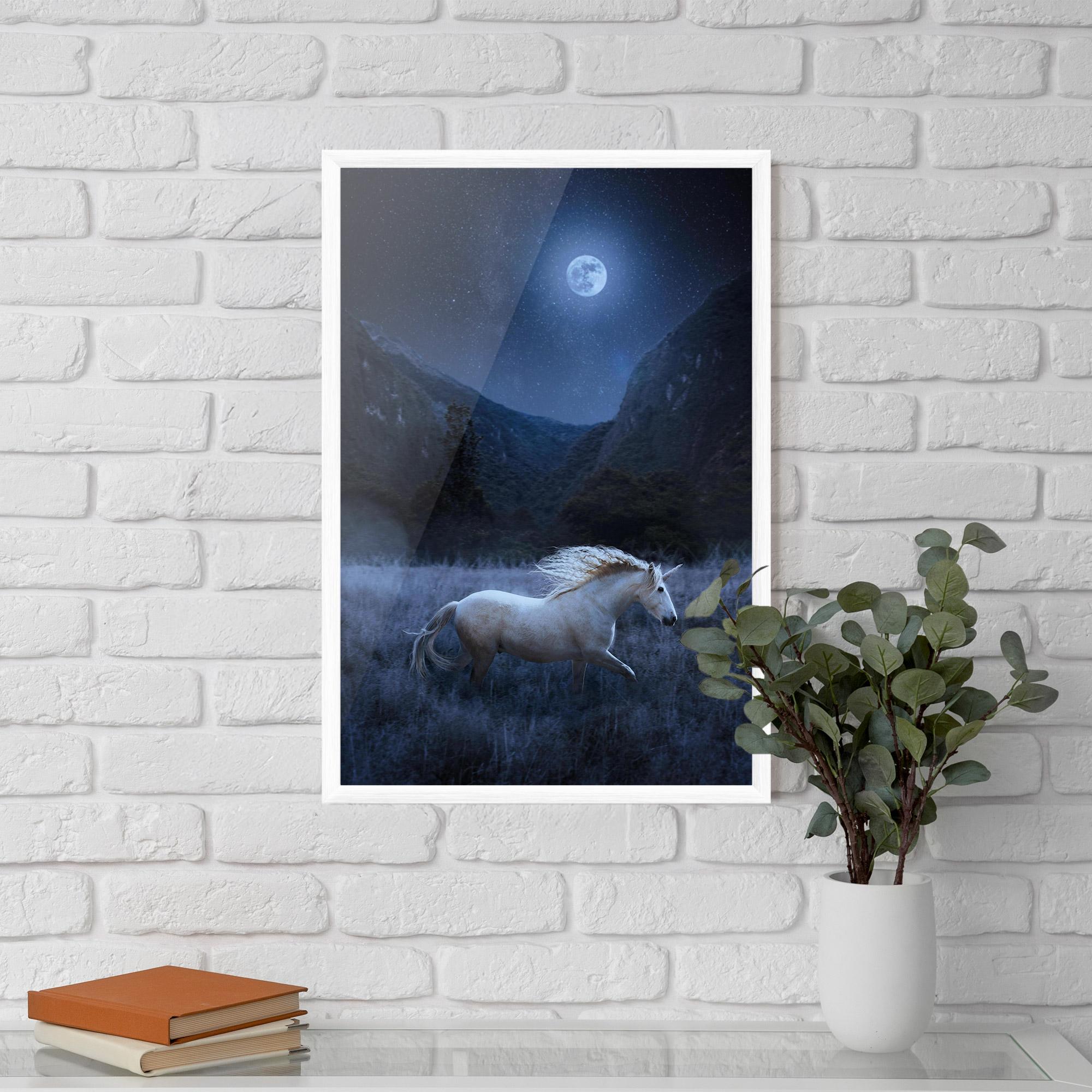 Gerahmte Poster Blue Moon Unicorn mockup 5