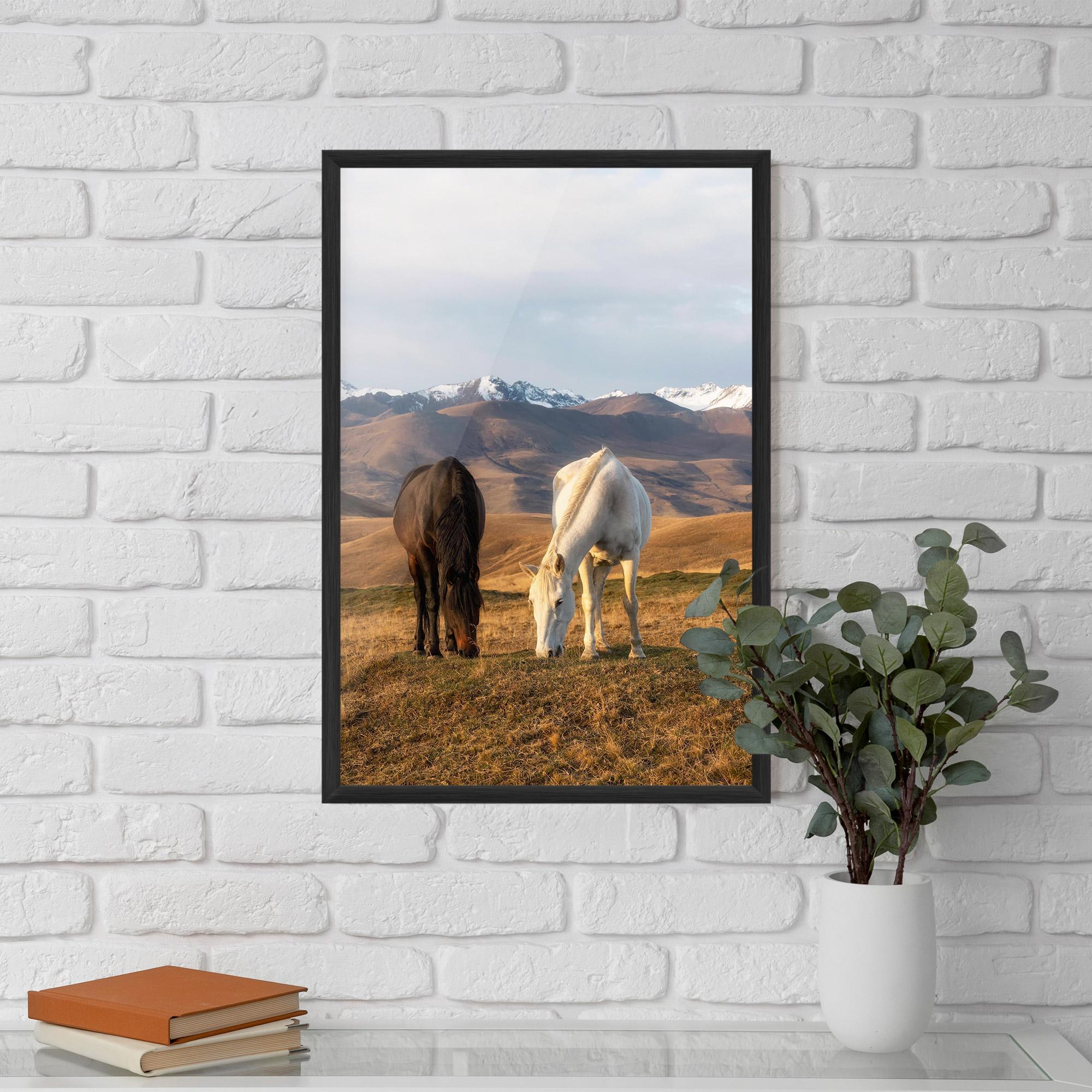 Gerahmte Poster Mountain Horses mockup 5