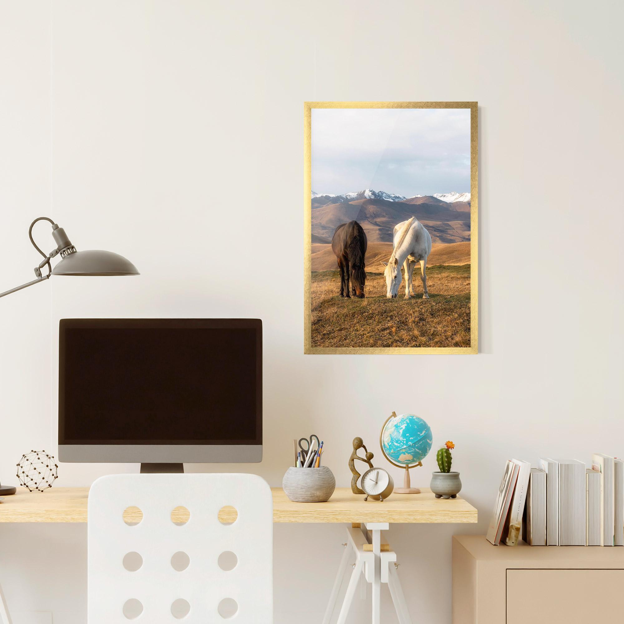 Gerahmte Poster Mountain Horses mockup 6